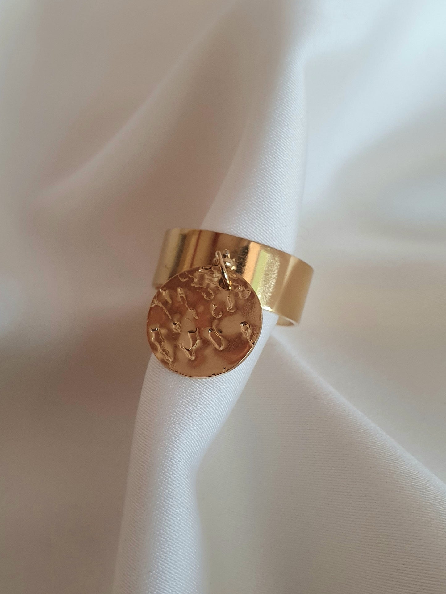 Bague pampille martelée - doré