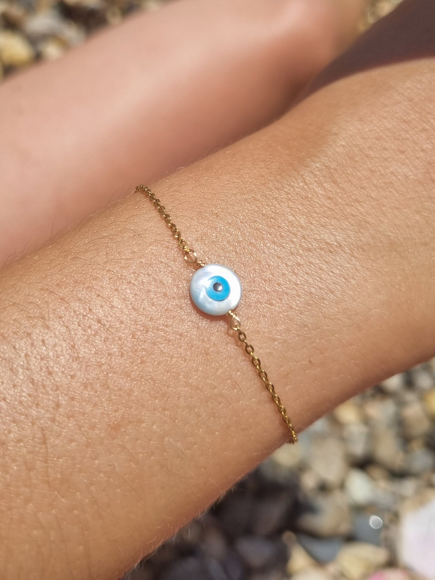 Bracelet oeil rond en nacre - doré