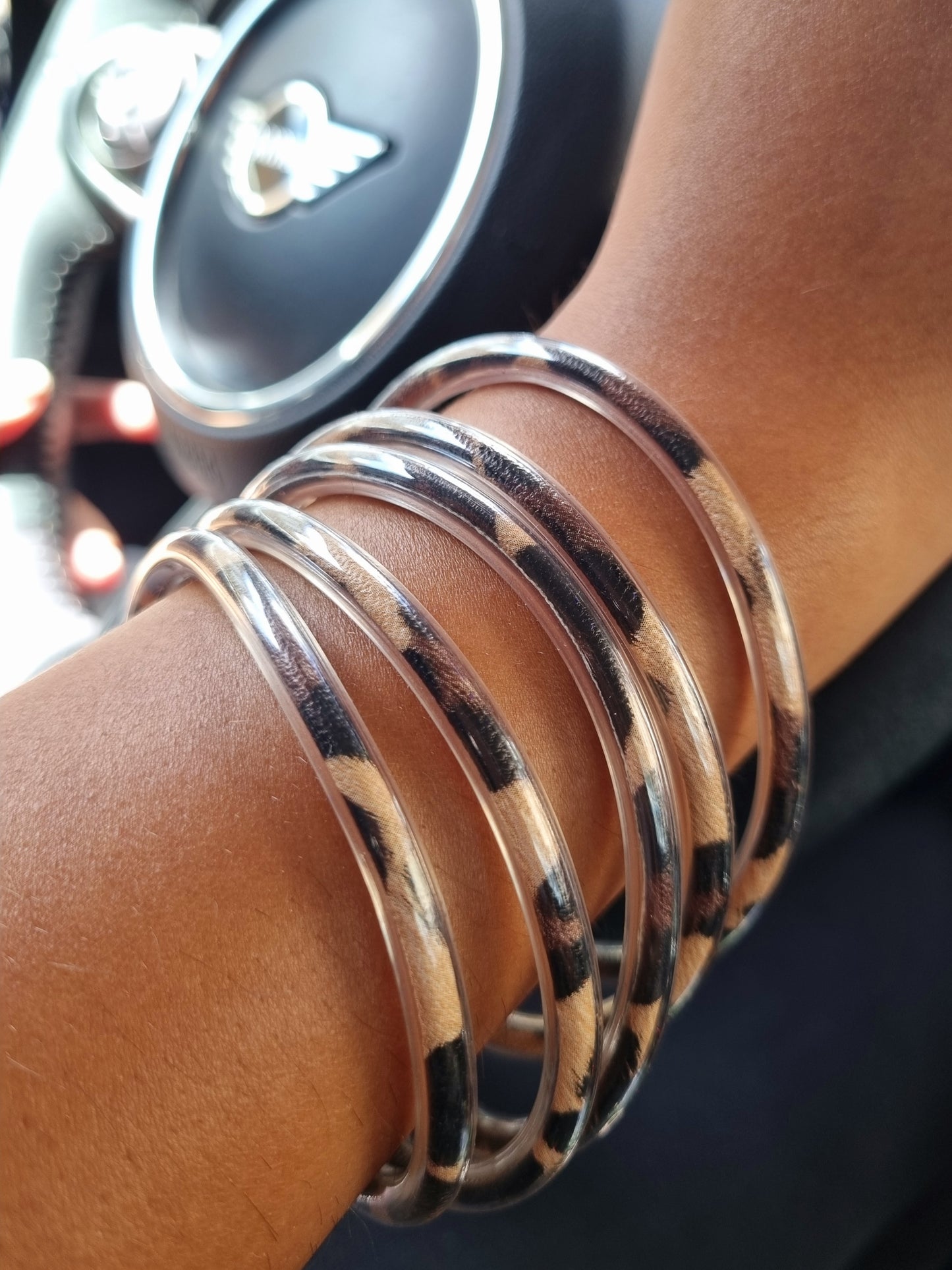 Bracelet jonc bouddhiste - coloris au choix