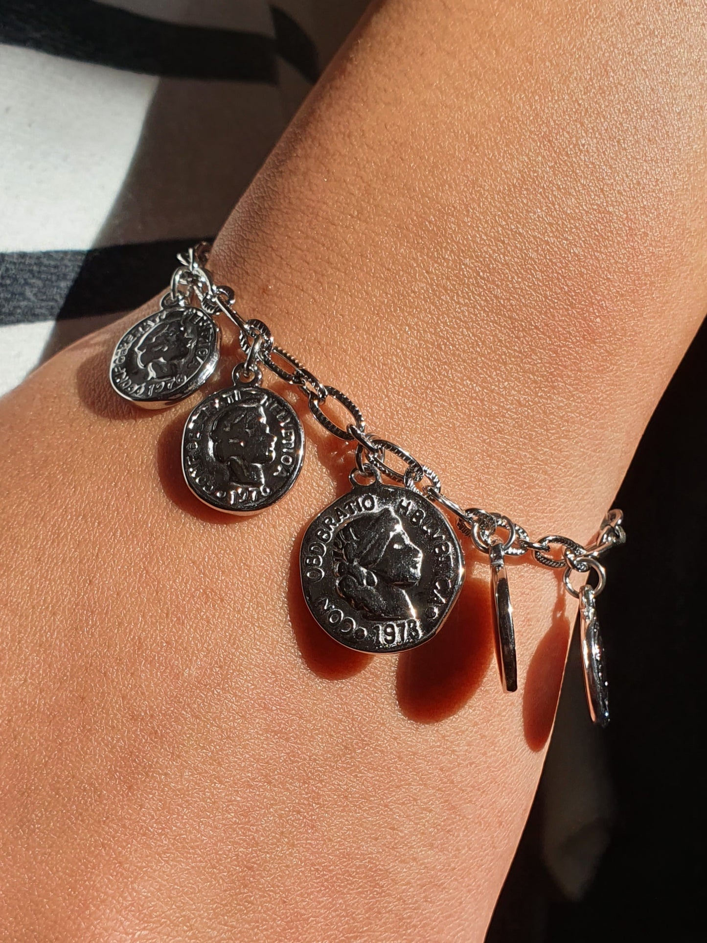Bracelet multi-médaillons - argenté