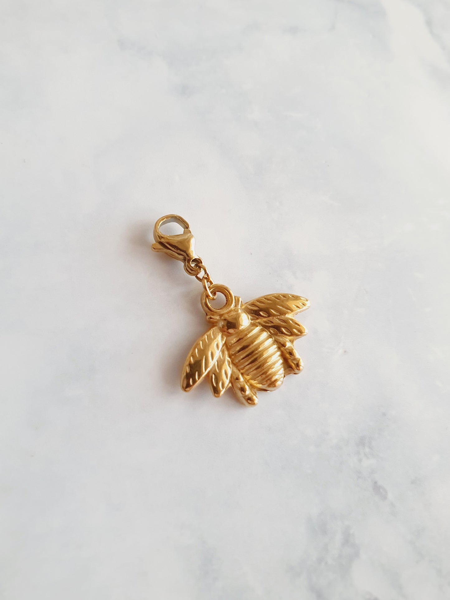 Charm abeille - doré