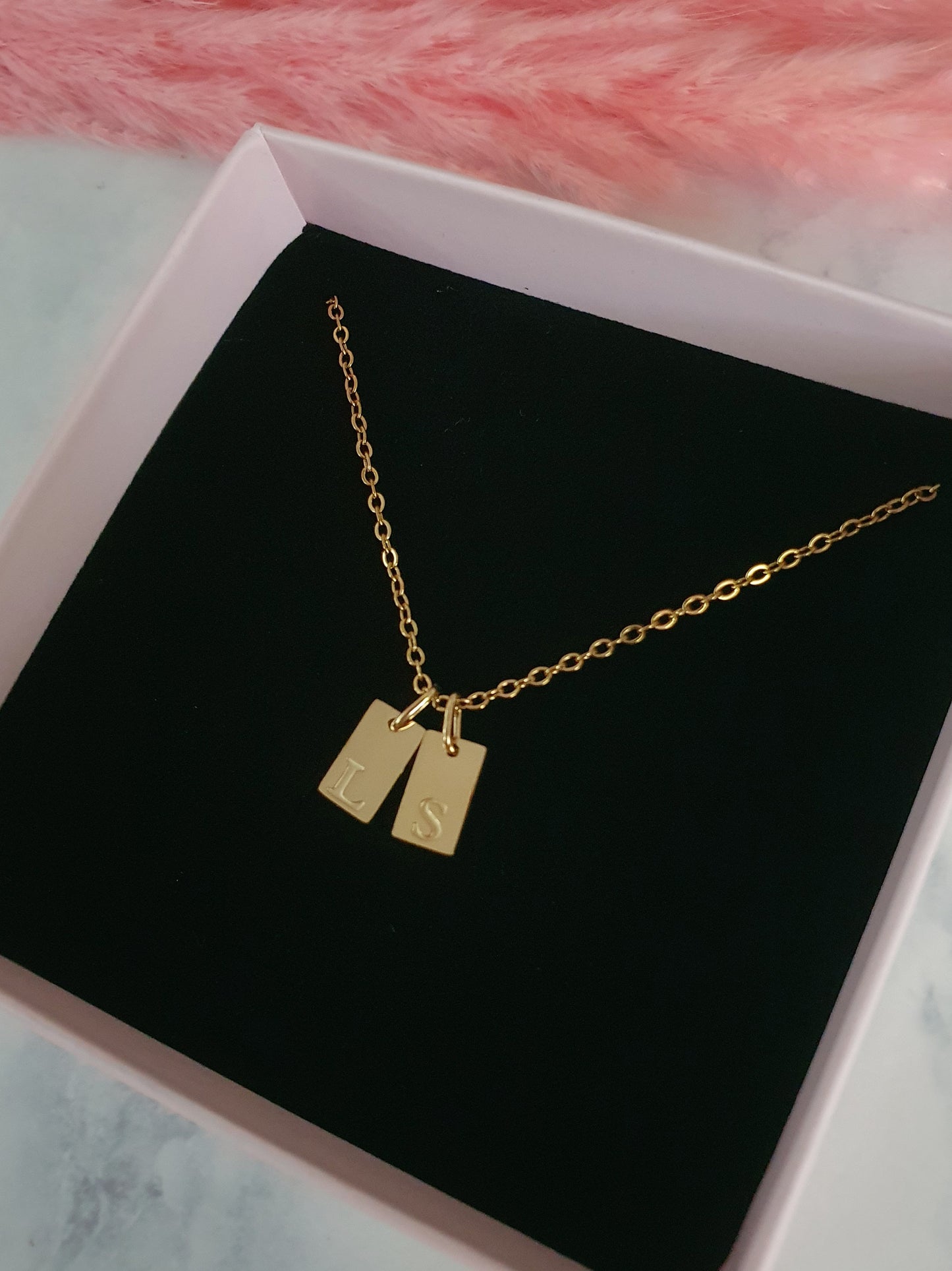 Collier plaque(s) initiale(s)