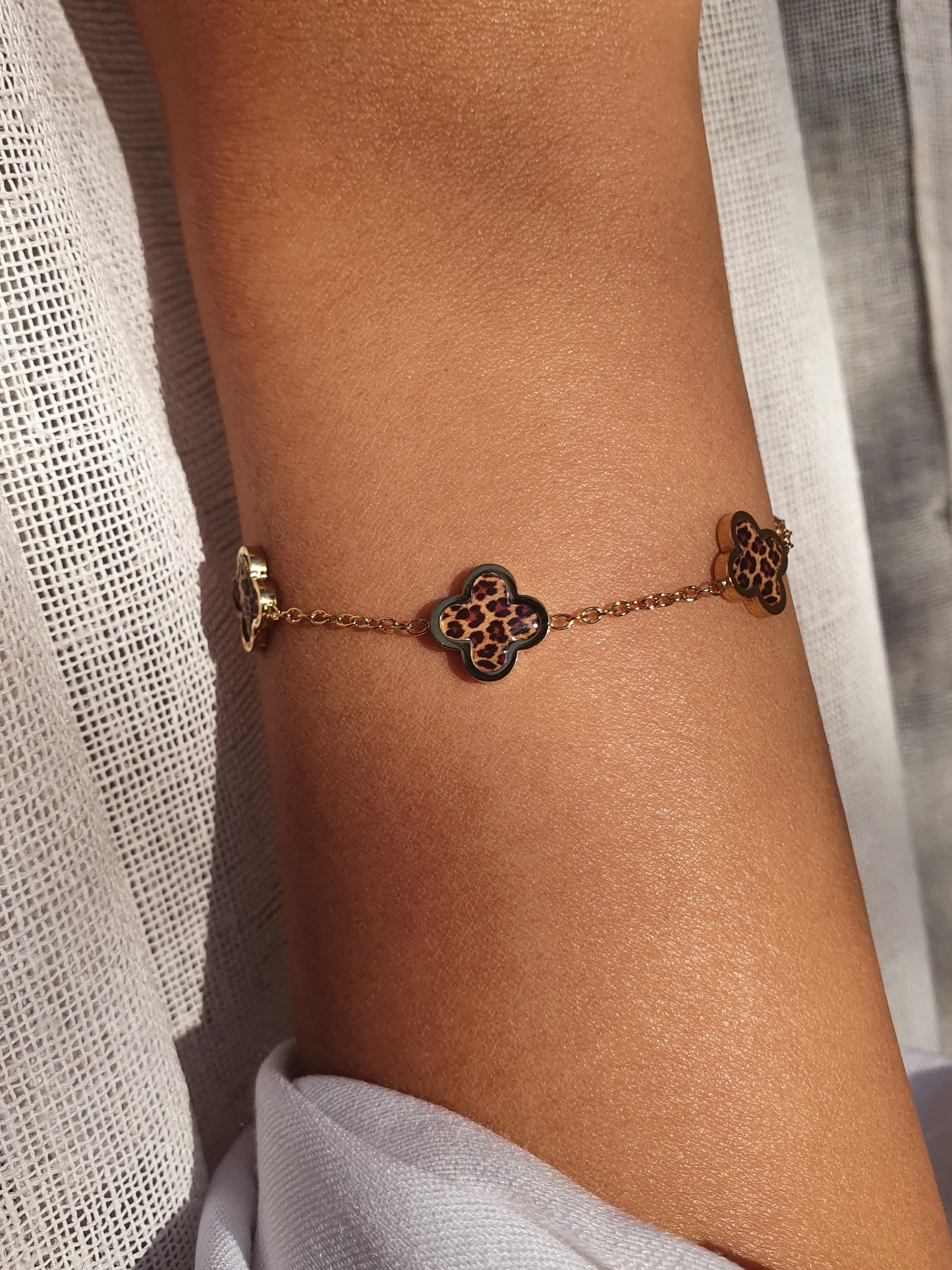 Bracelet trèfles léopard - doré