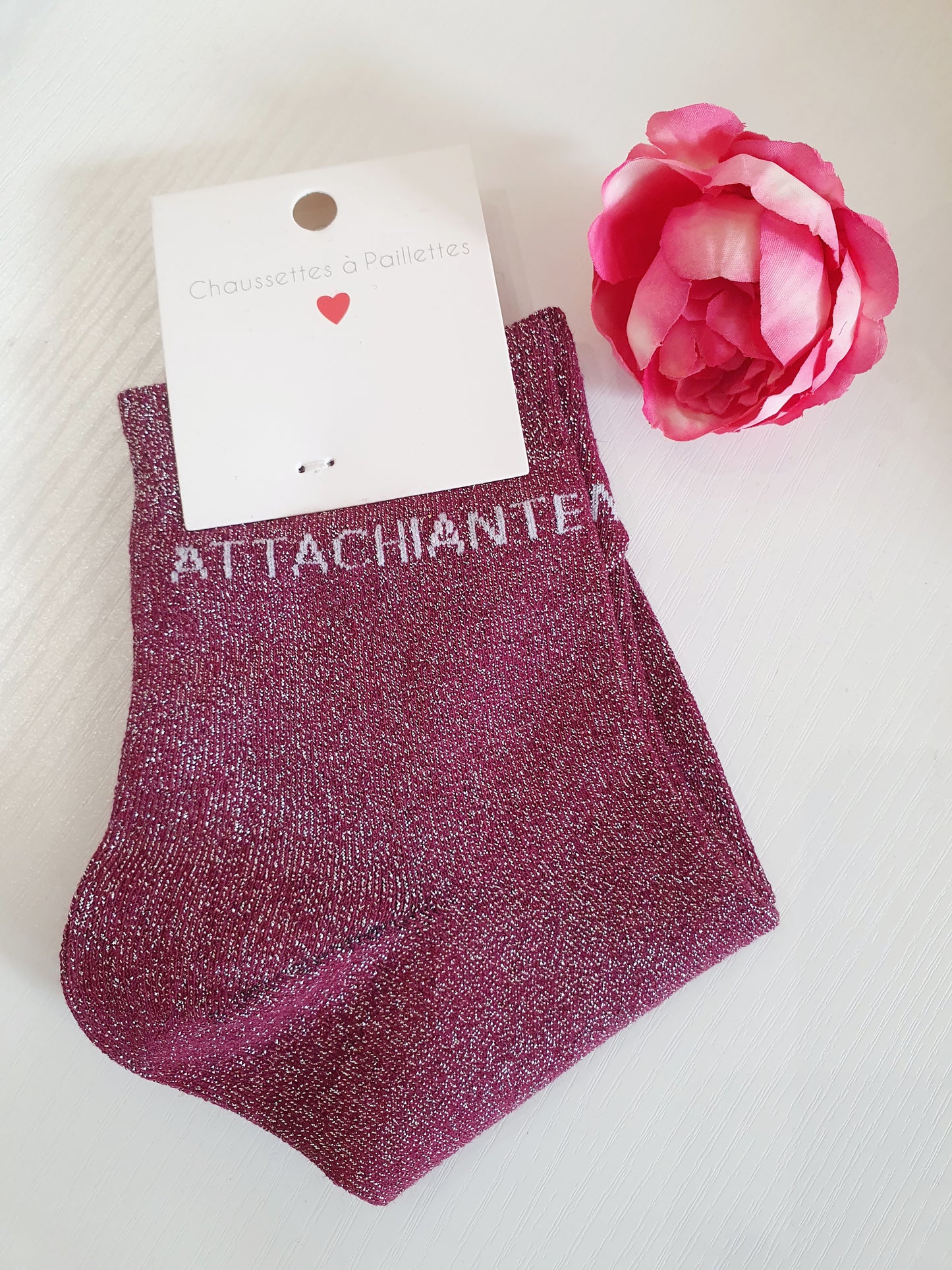 Chaussettes pailletées à message ATTACHIANTE | Prune