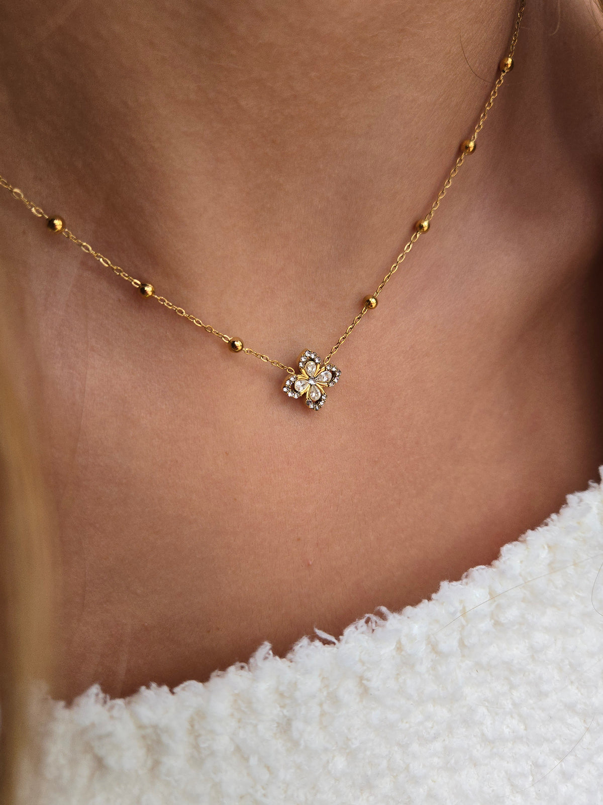 Collier ISELYA