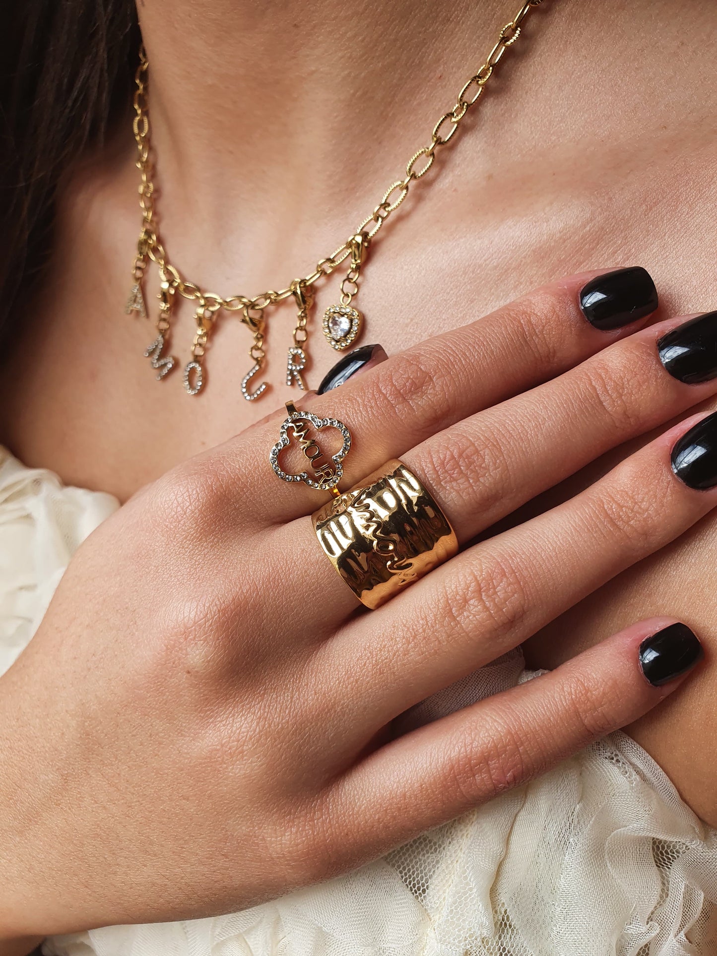 Bague AMOUR trèfle zircons - doré