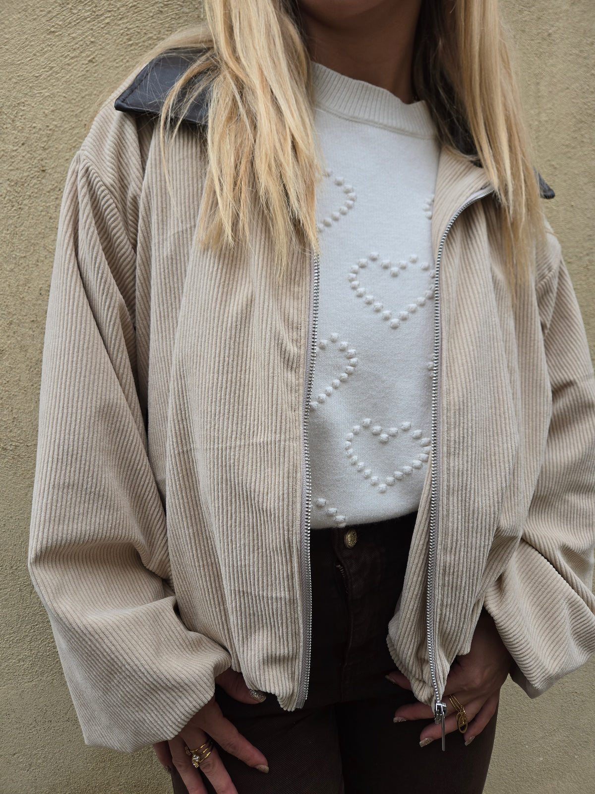 Blouson oversize beige en velours côtelé