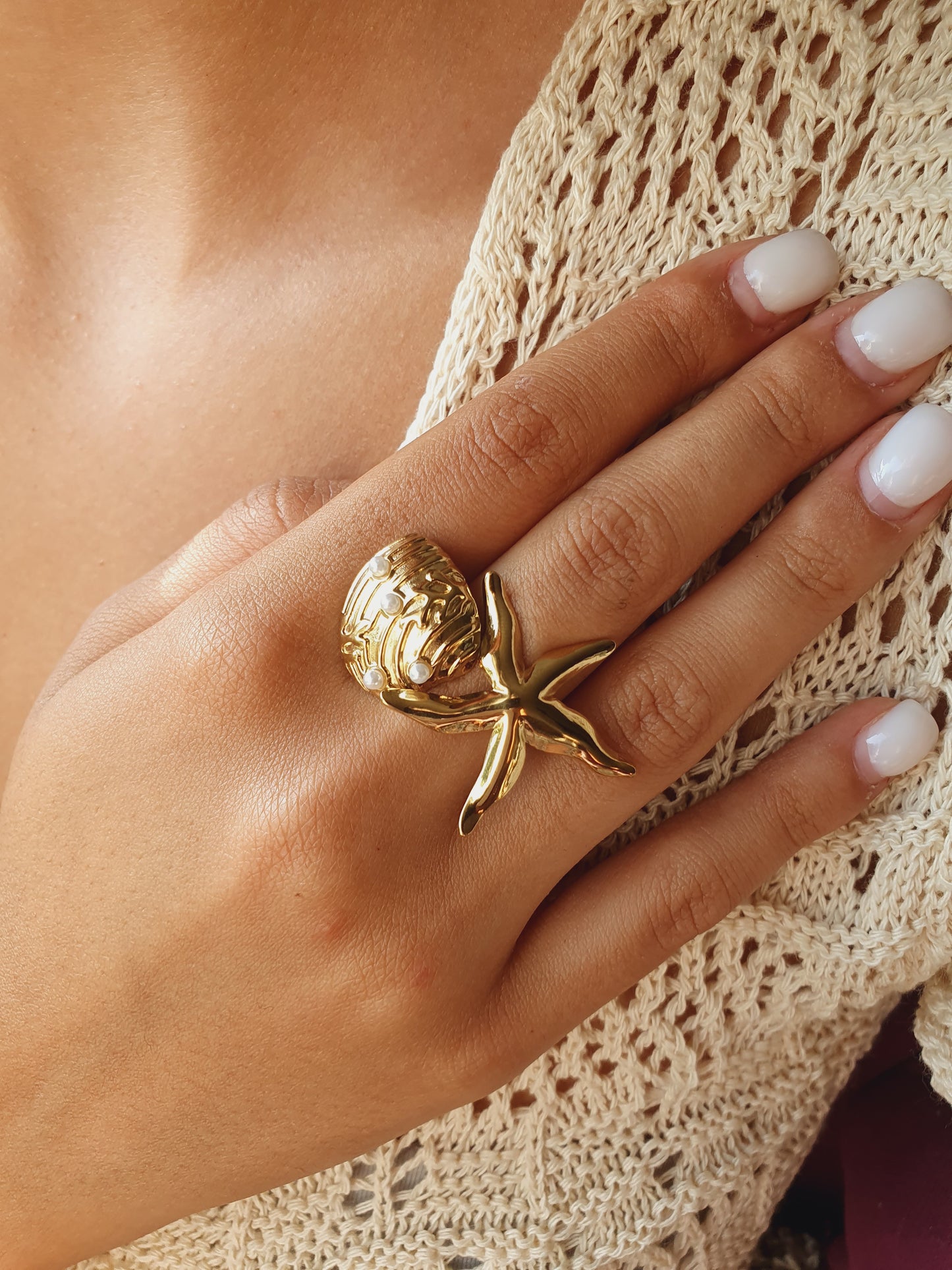 Bague étoile de mer et coquillage perlé - doré