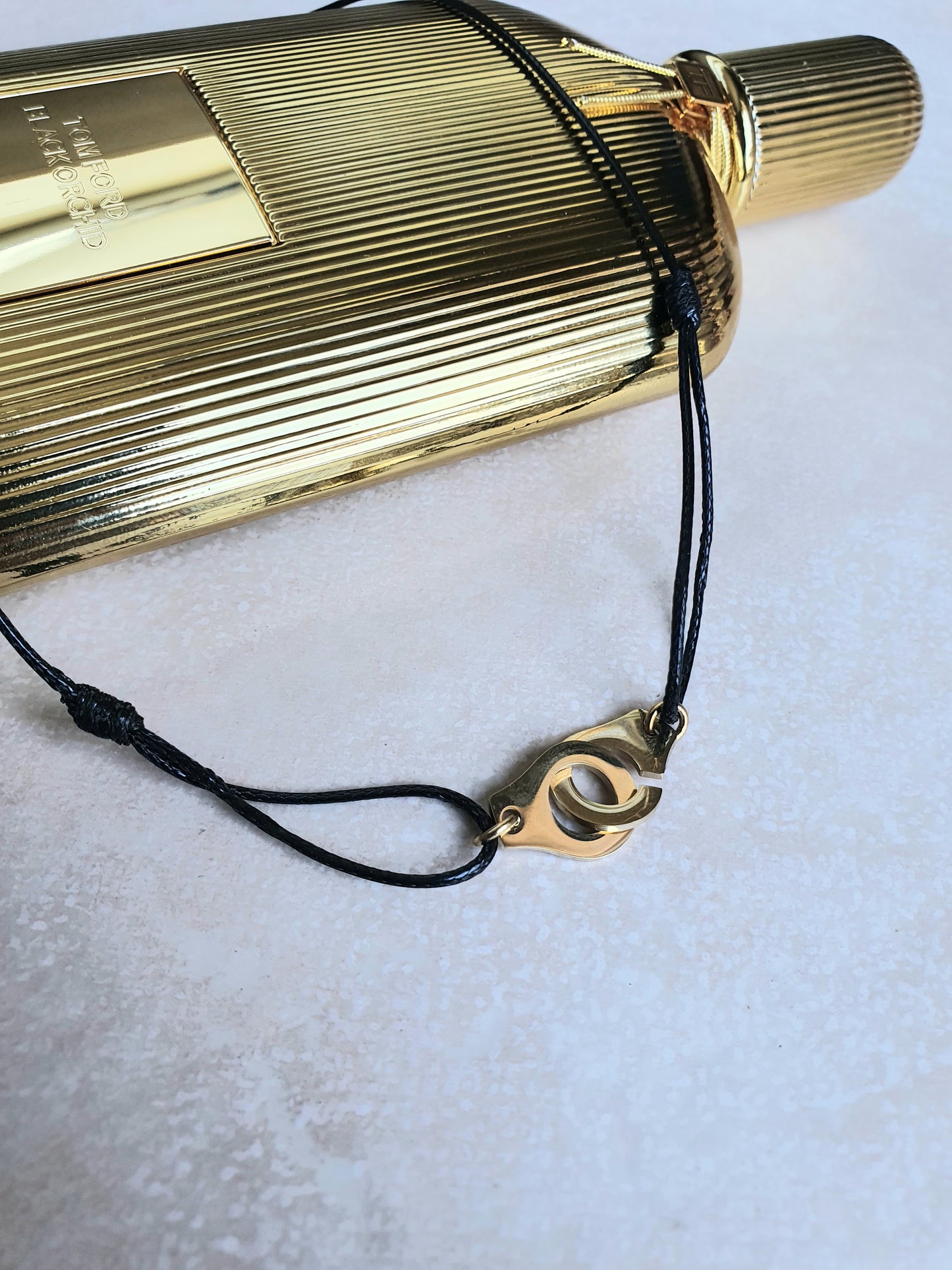 Collier cordon menottes - noir coloris au choix