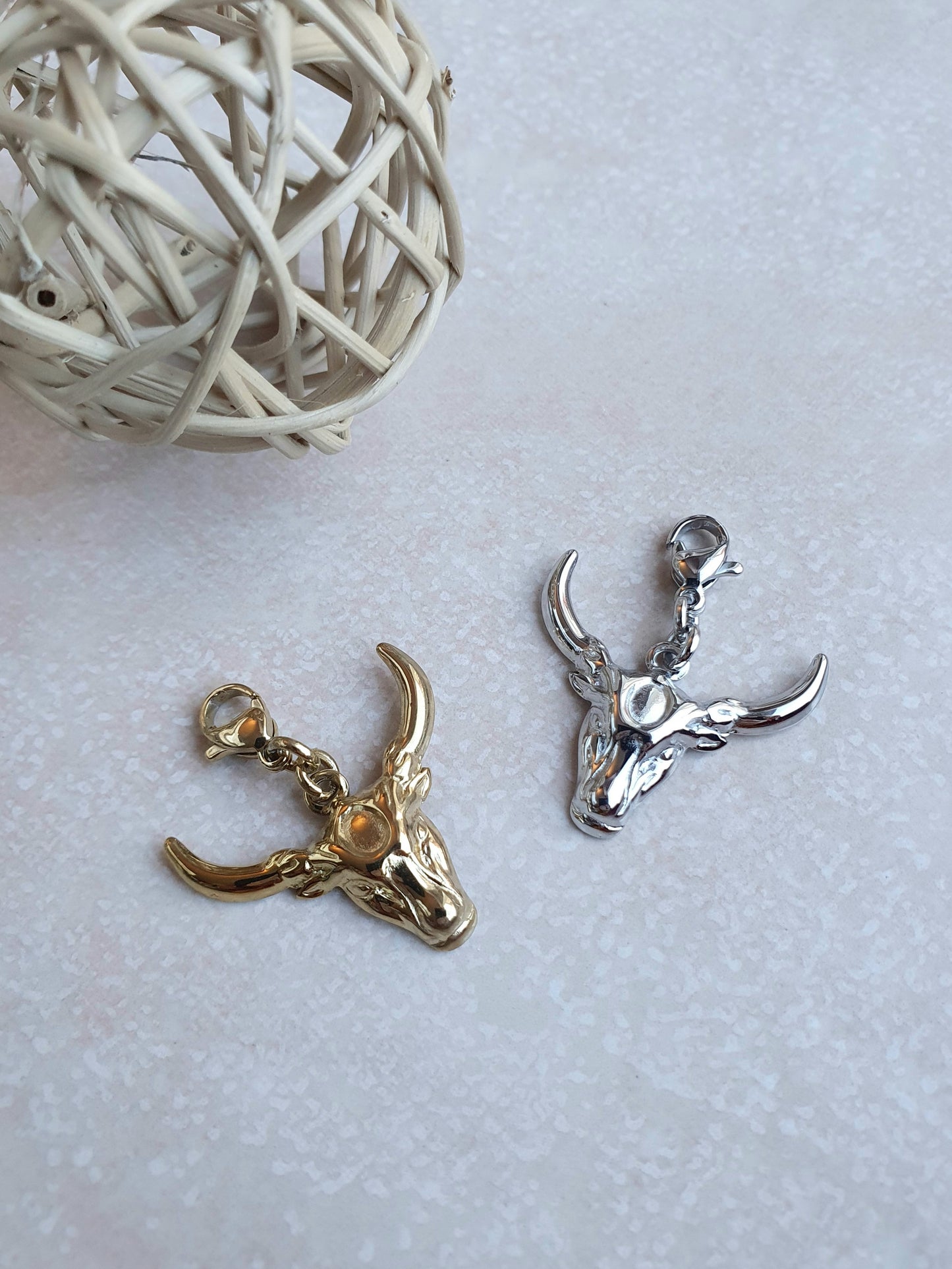 Charm Buffalo - Coloris au choix