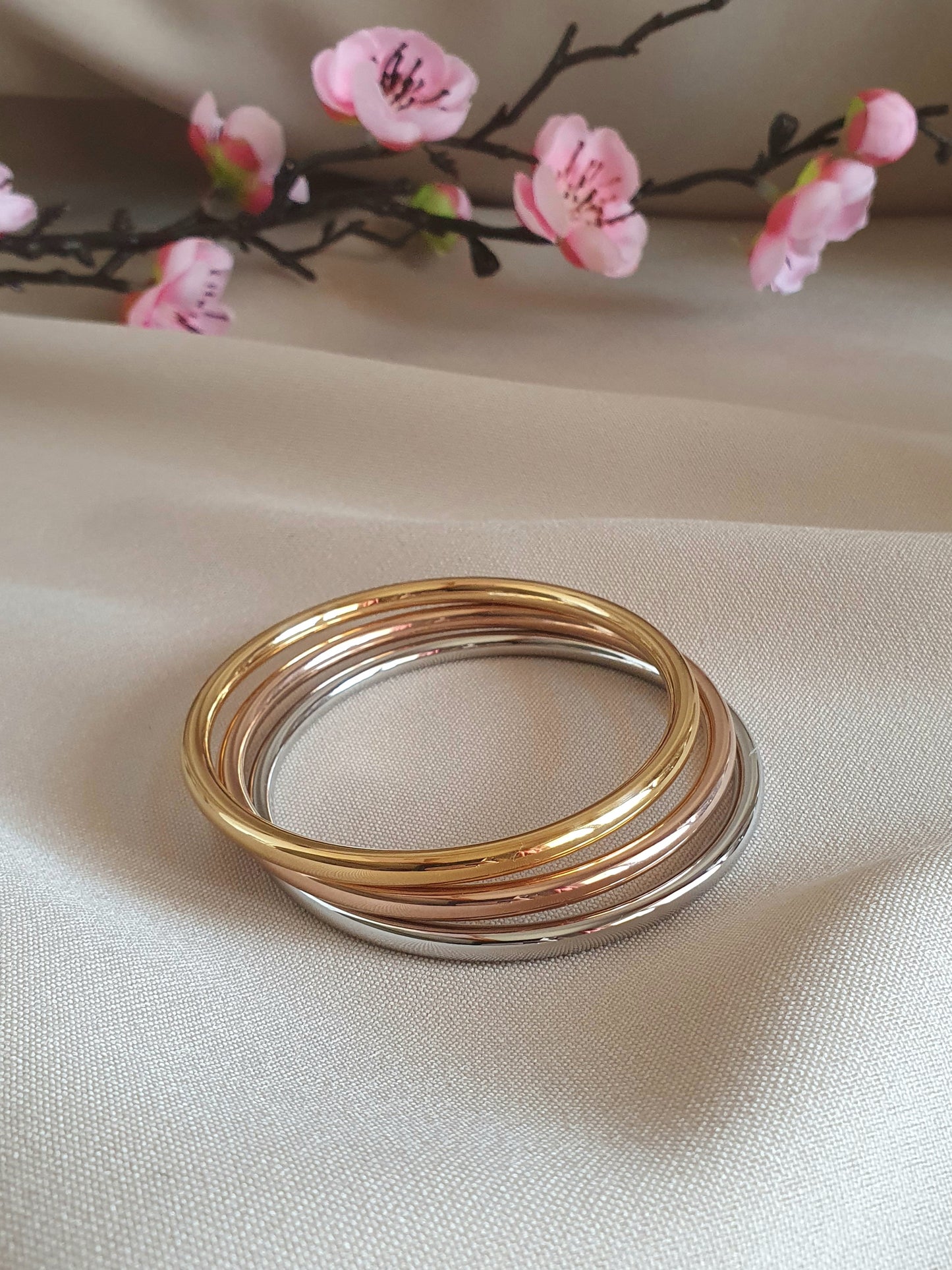 Jonc épais - doré (6 cms)