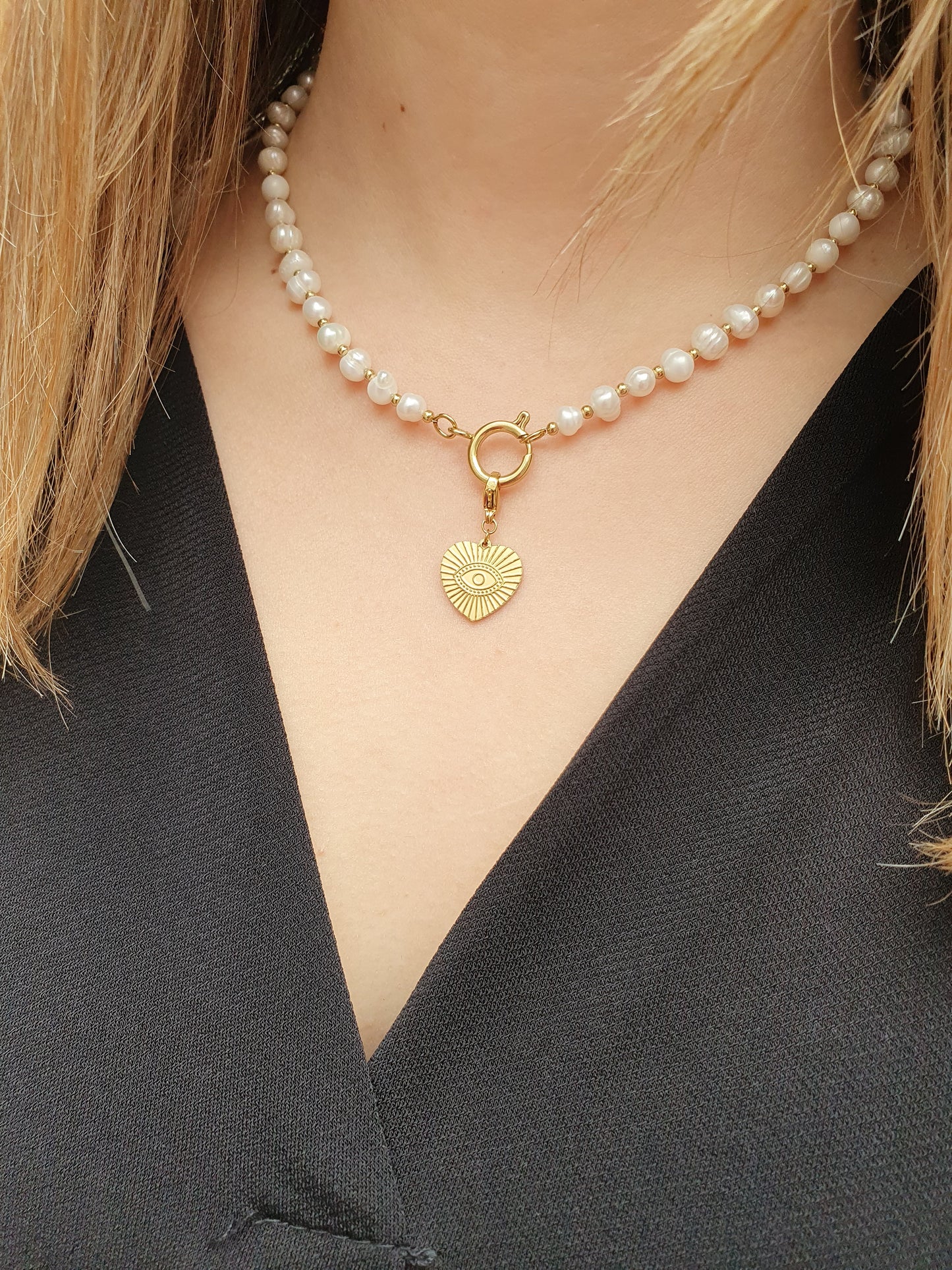 Collier en perles d'eau douce & petites perles acier (personnalisable) - doré