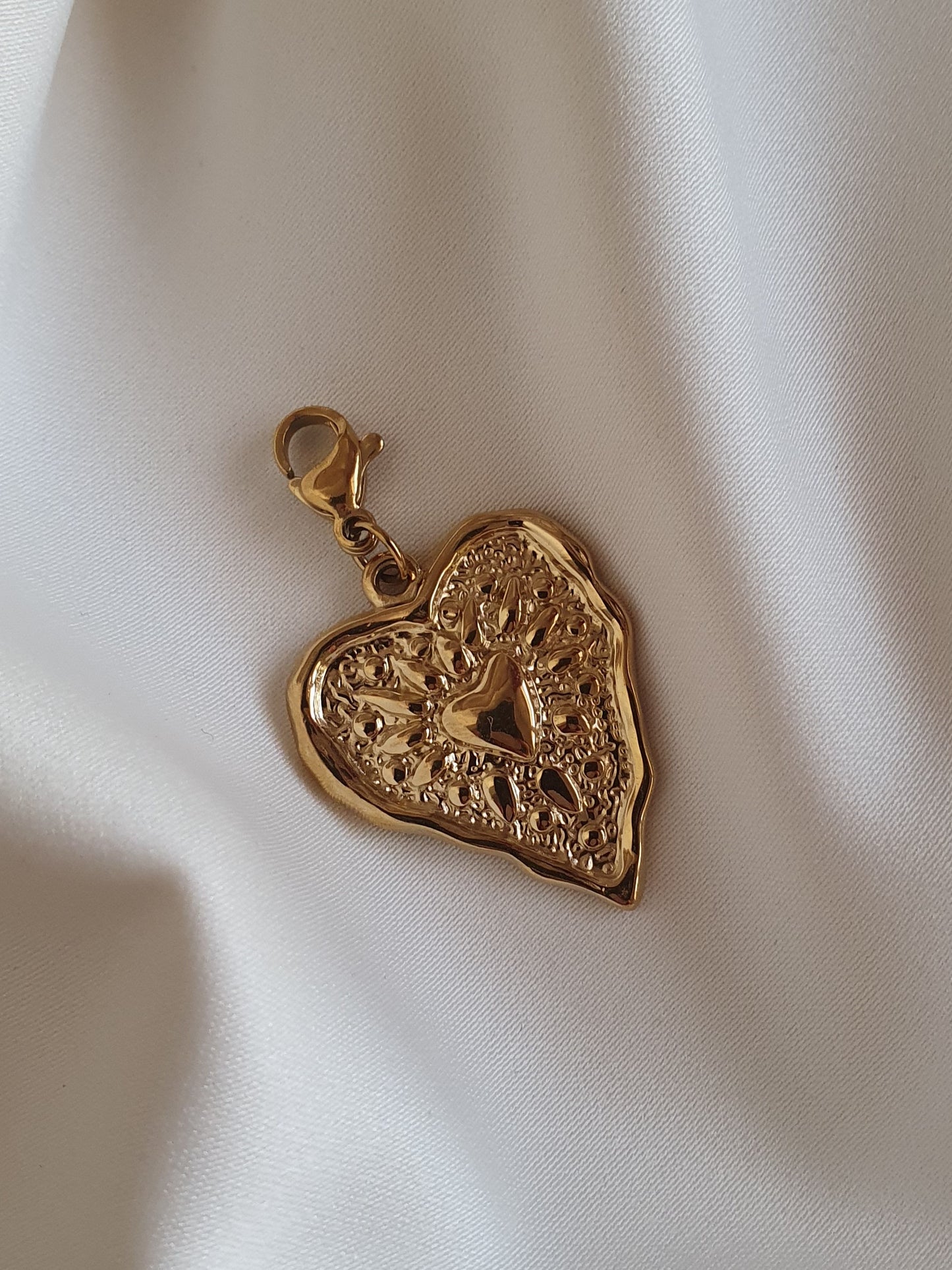 Charm grand coeur - doré