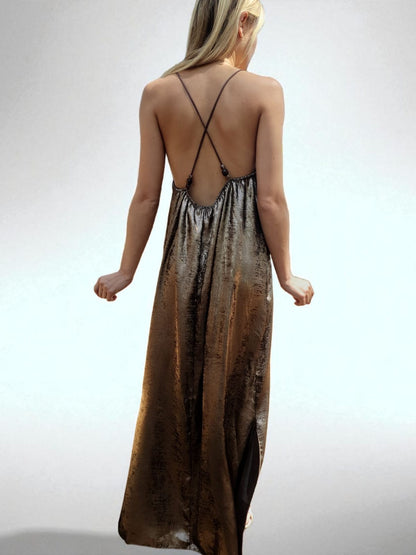 Robe longue bretelles croisées & perlées - bronze