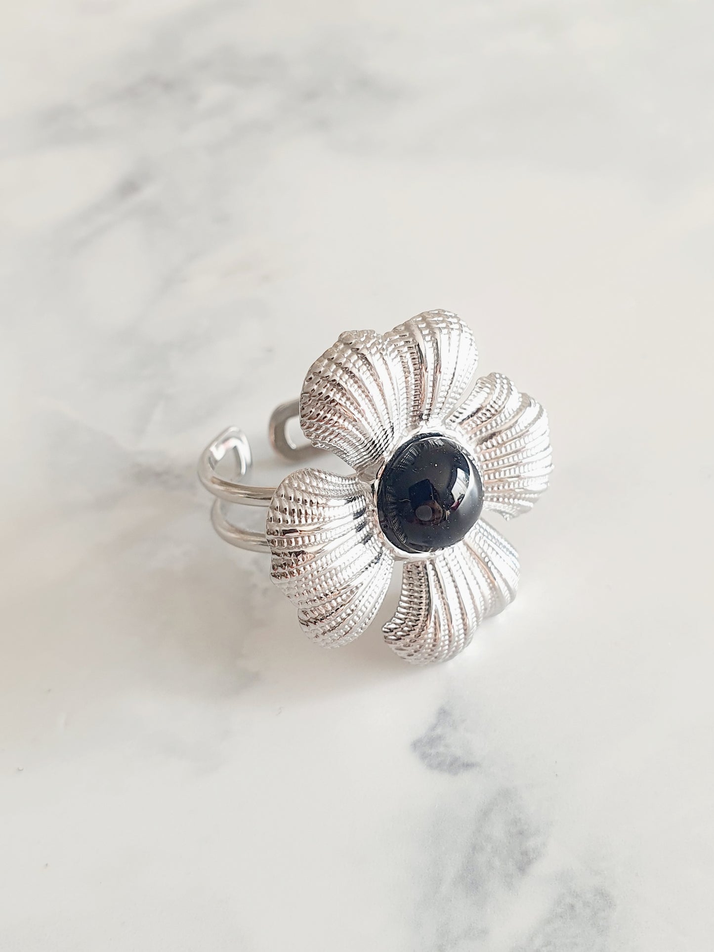 Bague fleur iris noir - argenté