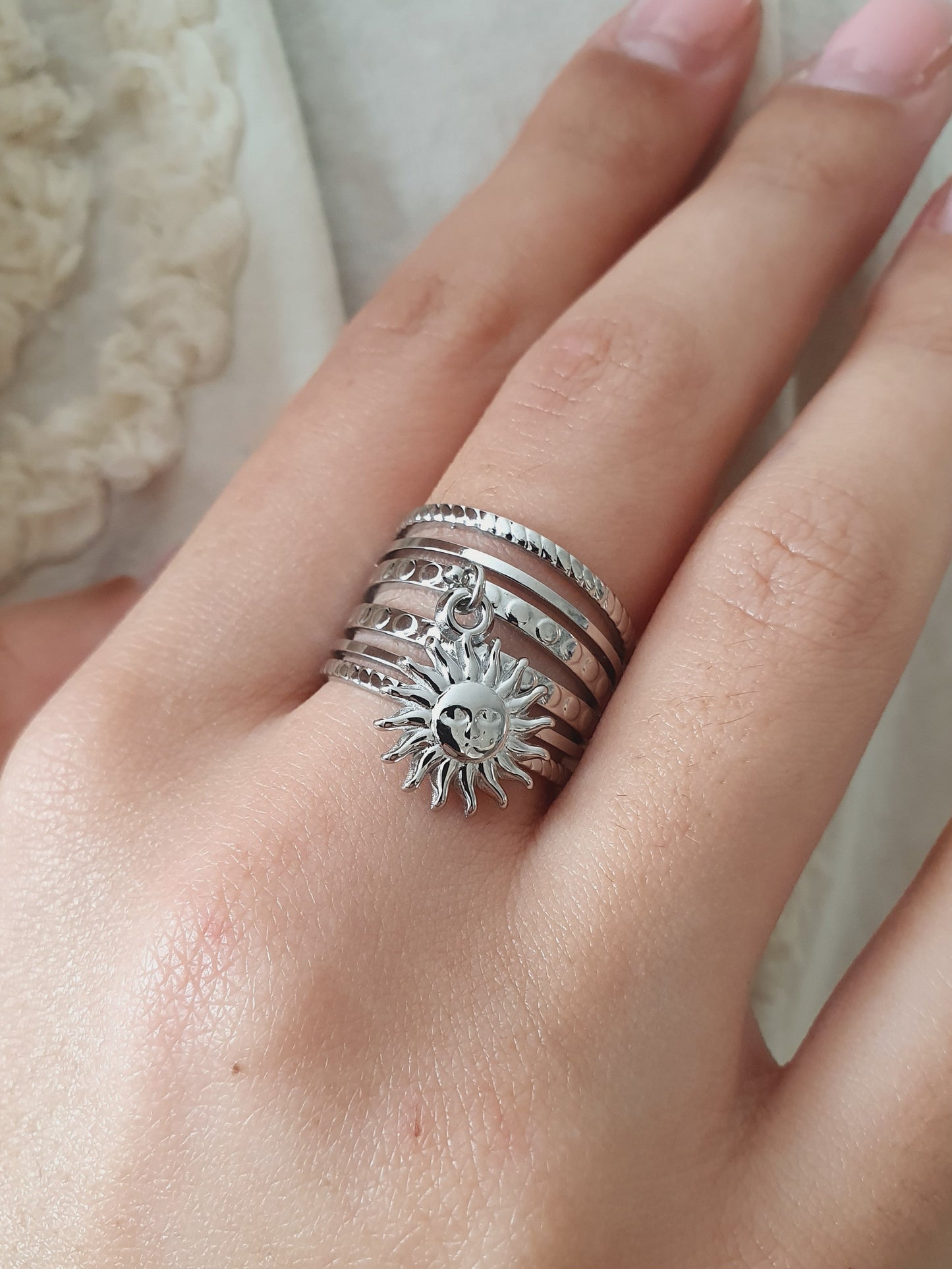 Bague multi-rangs breloque soleil - argenté