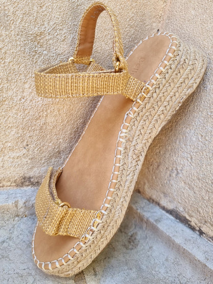 Sandales compensées beiges