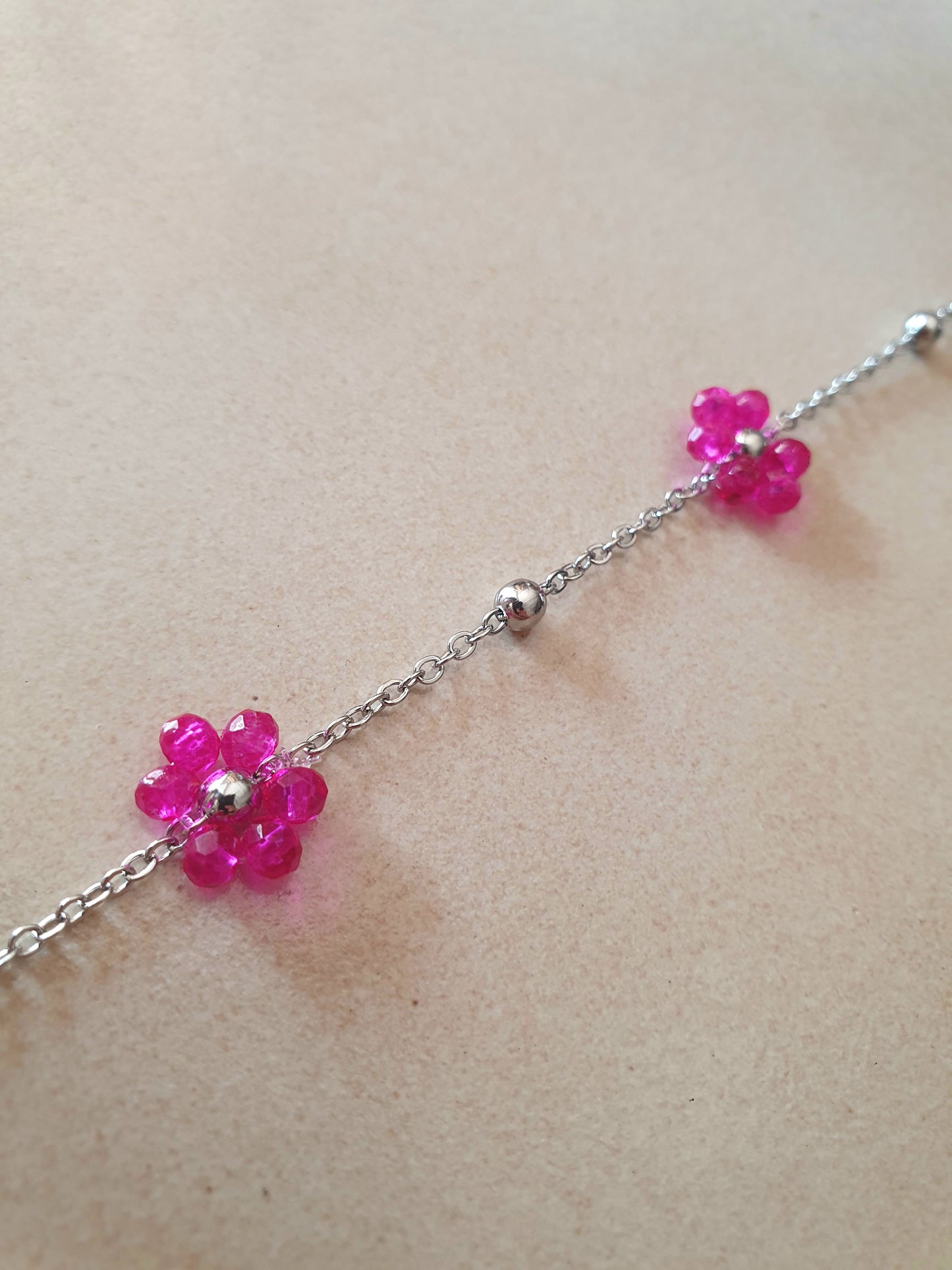 Bracelet de cheville fleur perlée - argenté