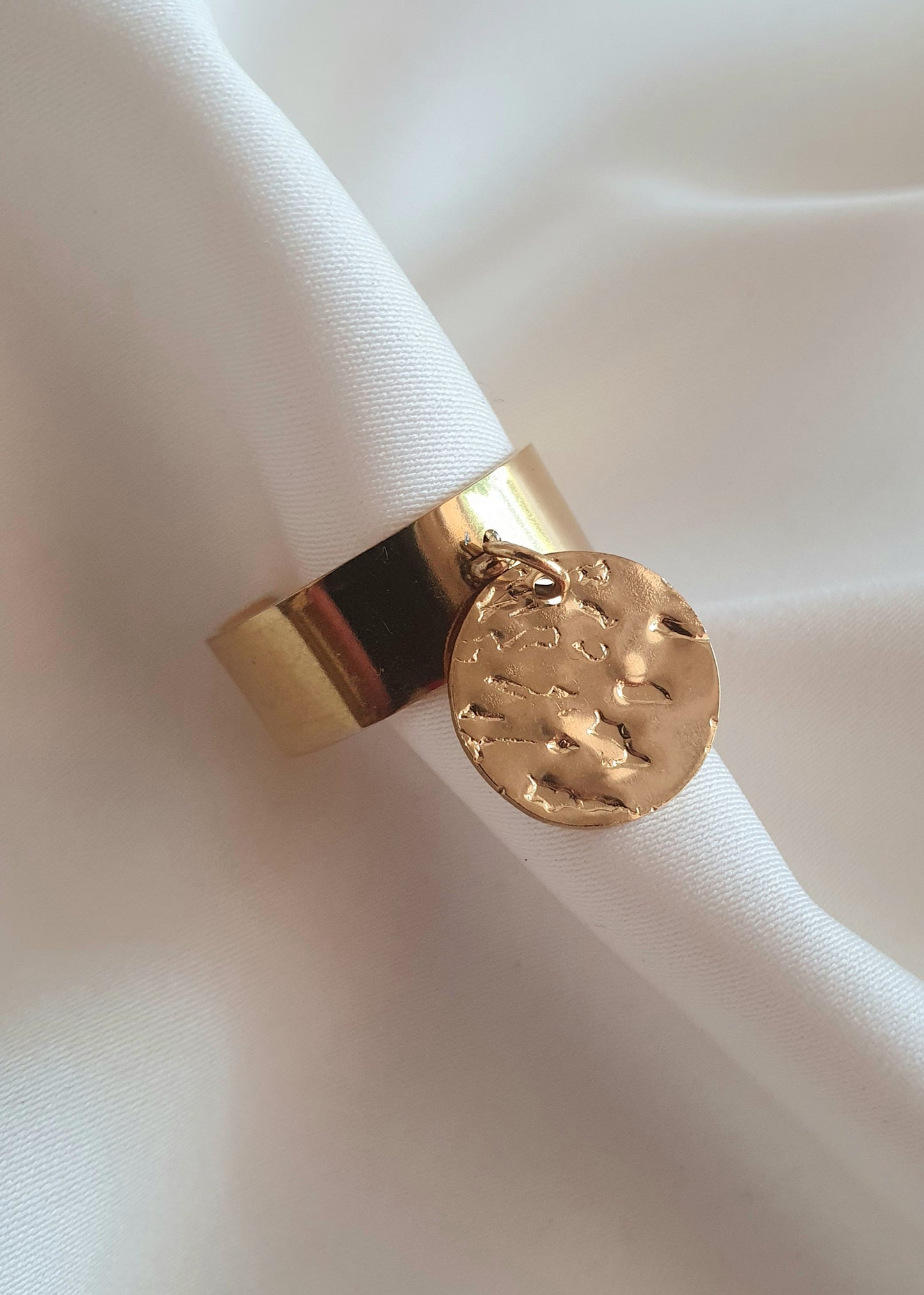 Bague pampille martelée - doré