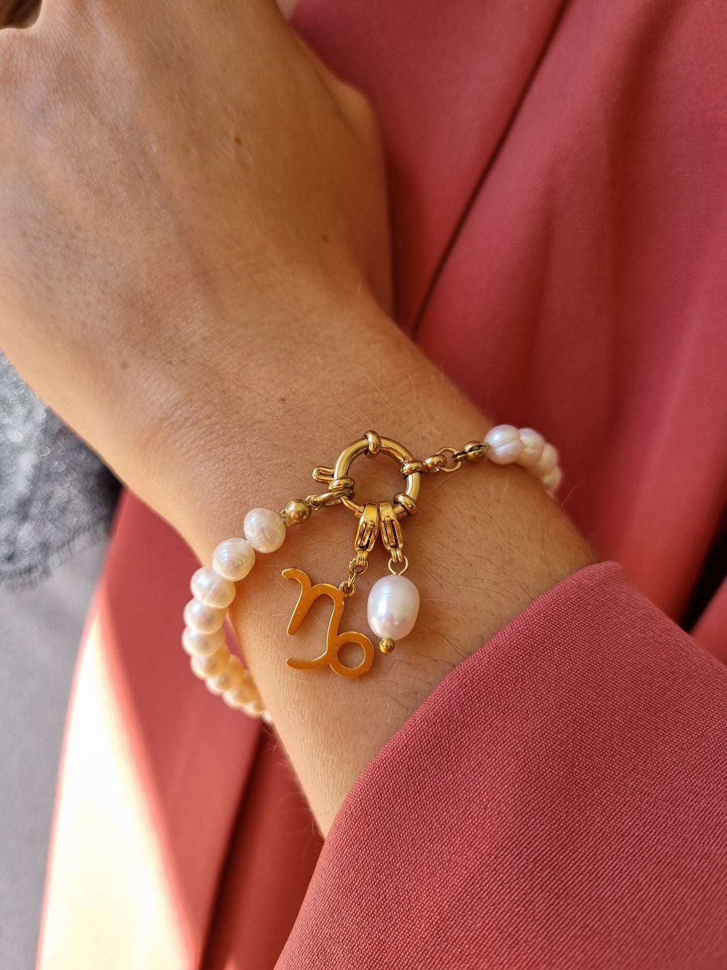 Bracelet perles d'eau douce - doré