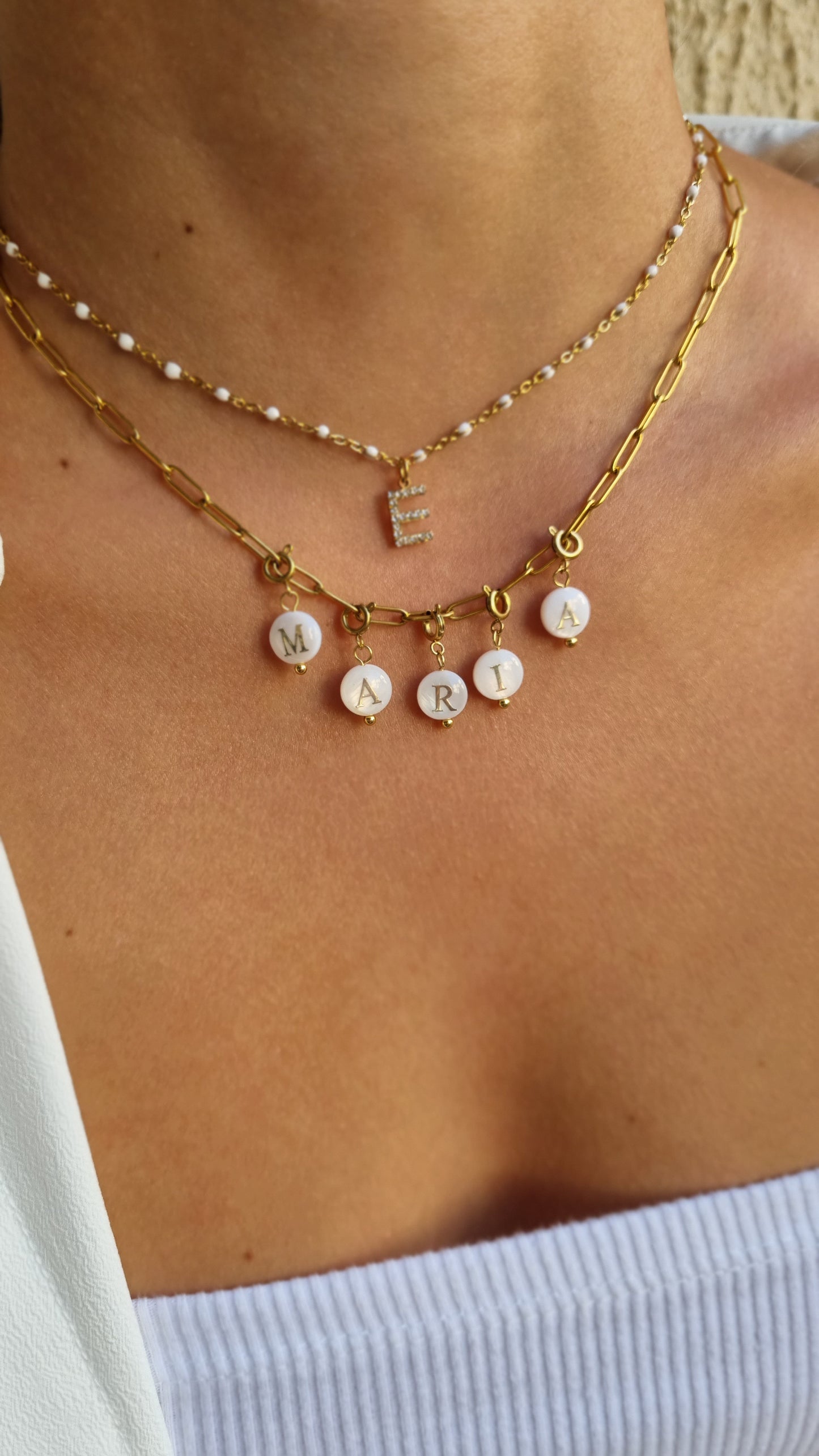 Collier prénom lettres en nacre - Doré