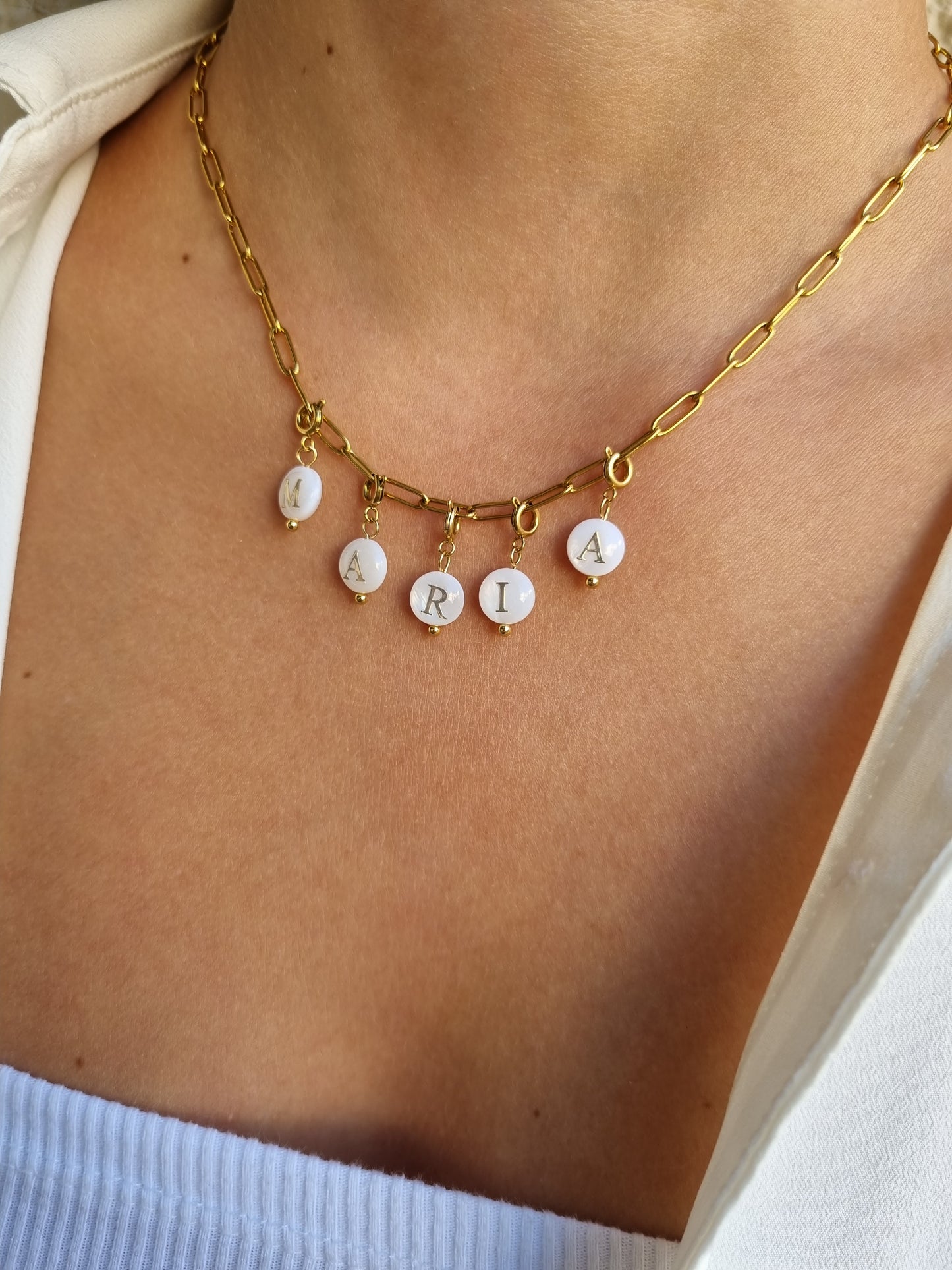 Collier prénom lettres en nacre - Doré