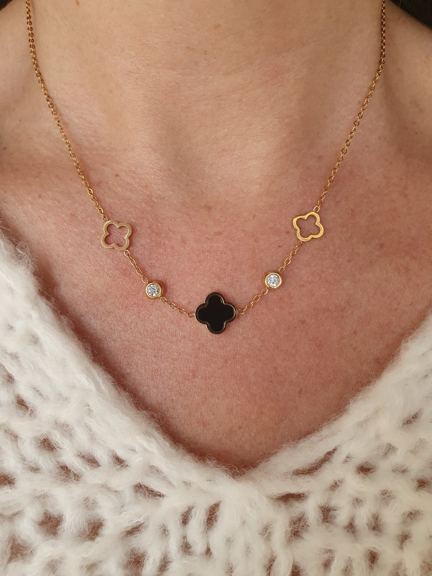 Collier trèfle & zircons - doré/noir