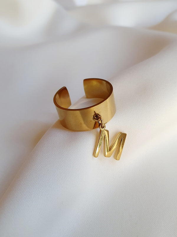 Bague initiale - doré