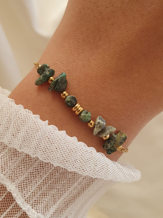 Bracelet éclats de pierres naturelles | Turquoise d'Afrique -  doré
