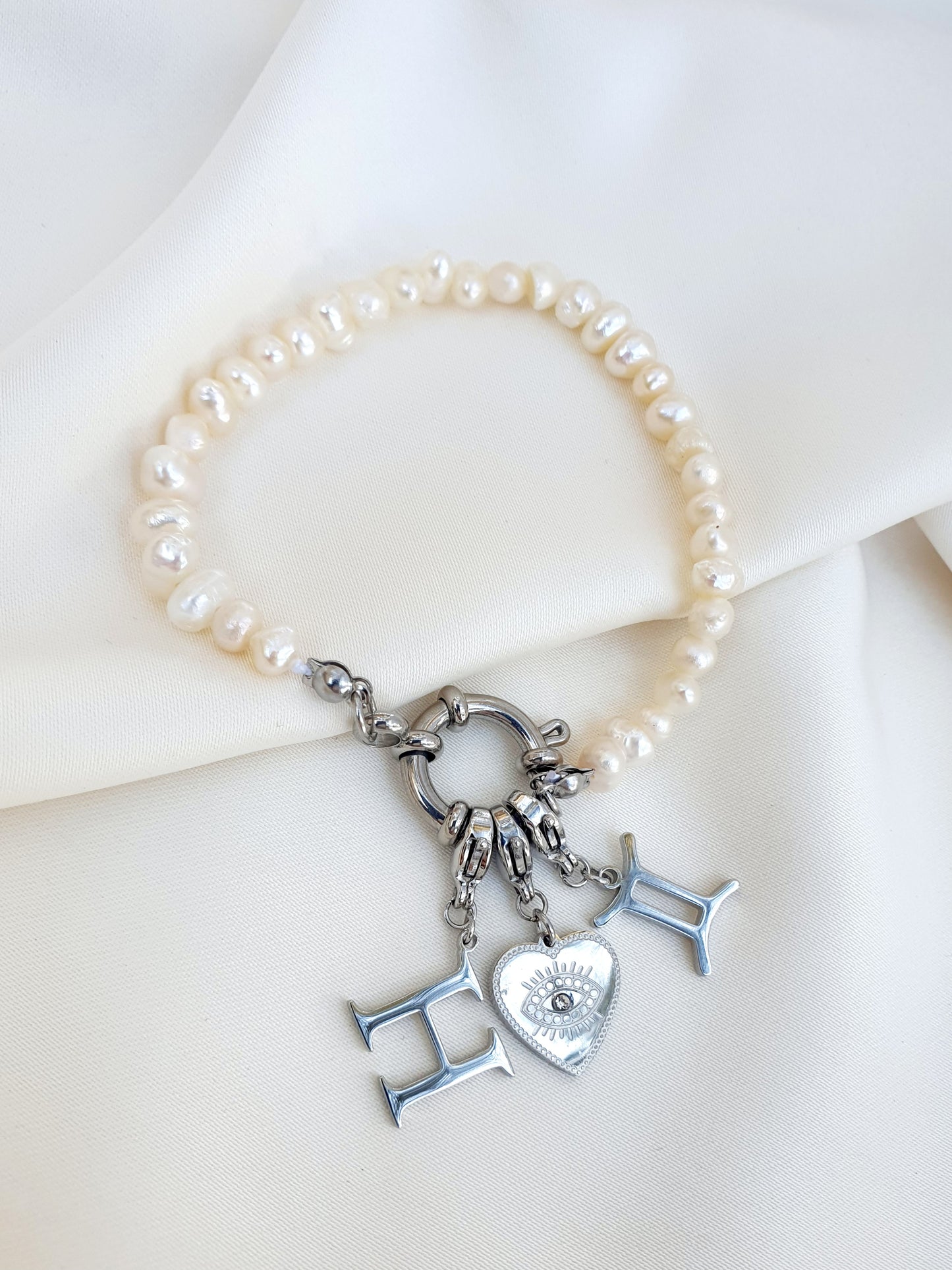 Bracelet perles d'eau douce (personnalisable) - argenté
