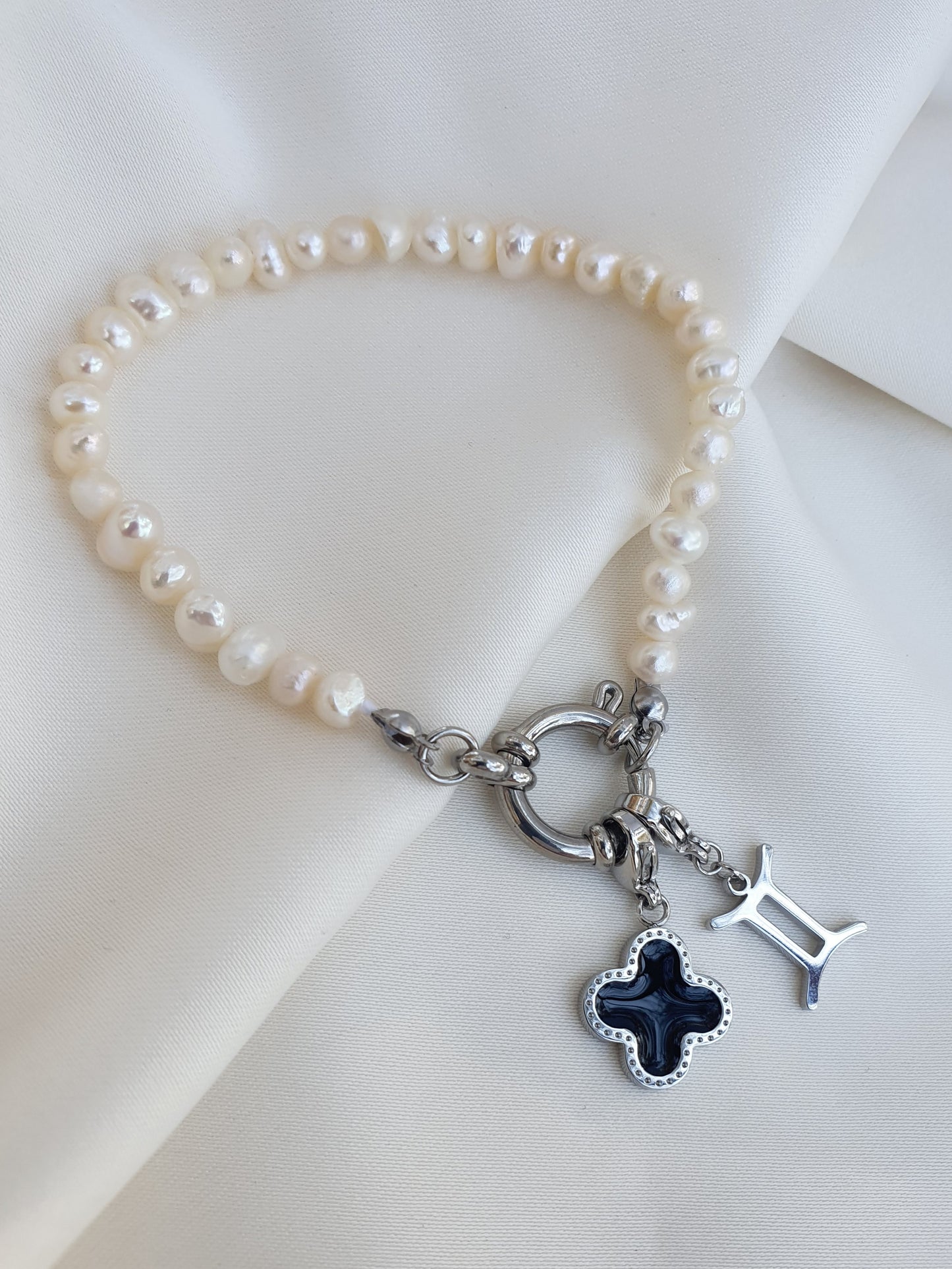 Charm trèfle noir basic - argenté