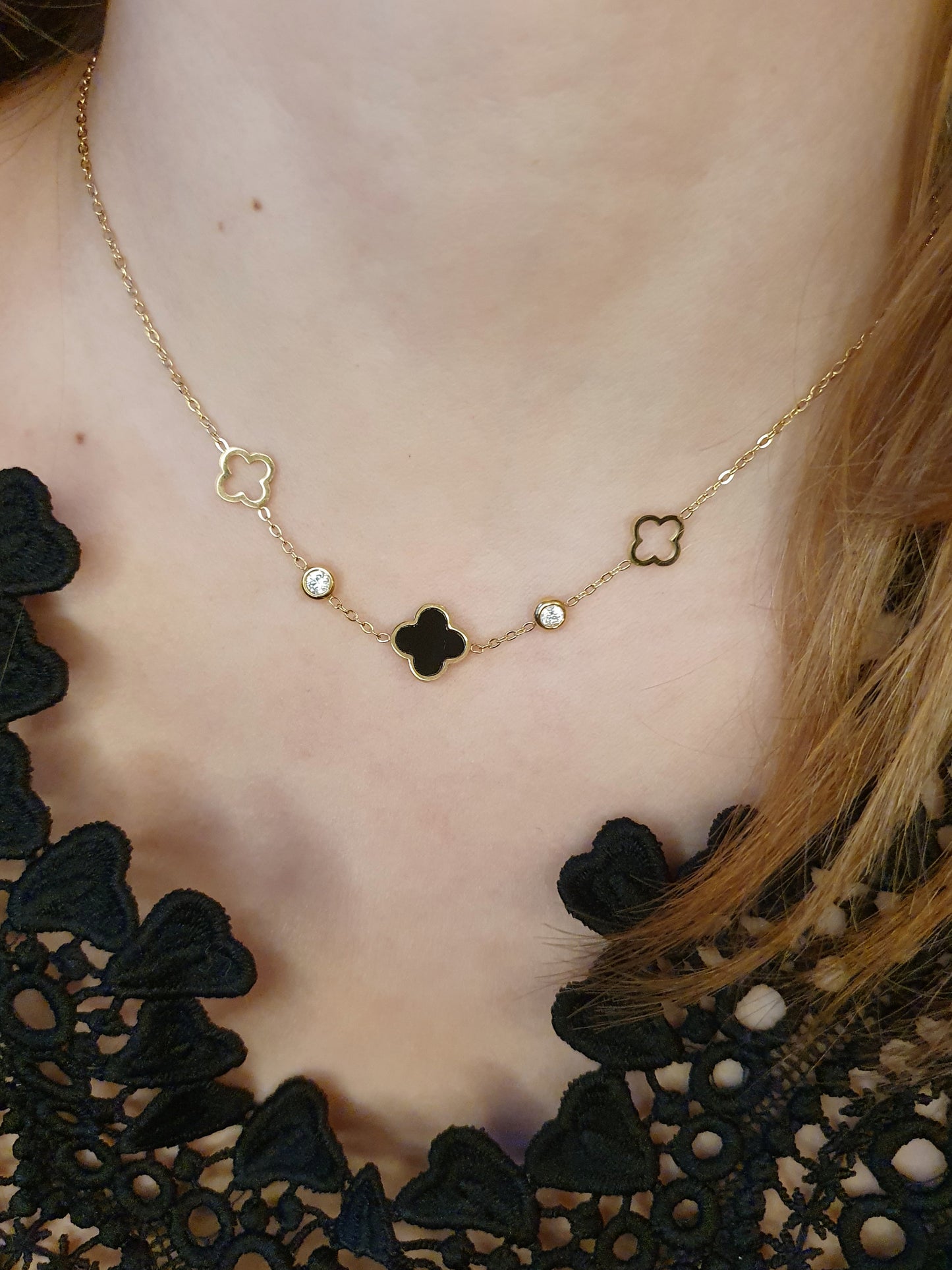 Collier trèfle & zircons - doré/noir