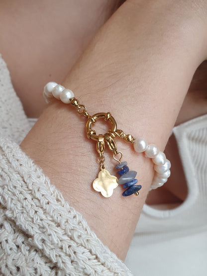 Bracelet perles d'eau douce - doré