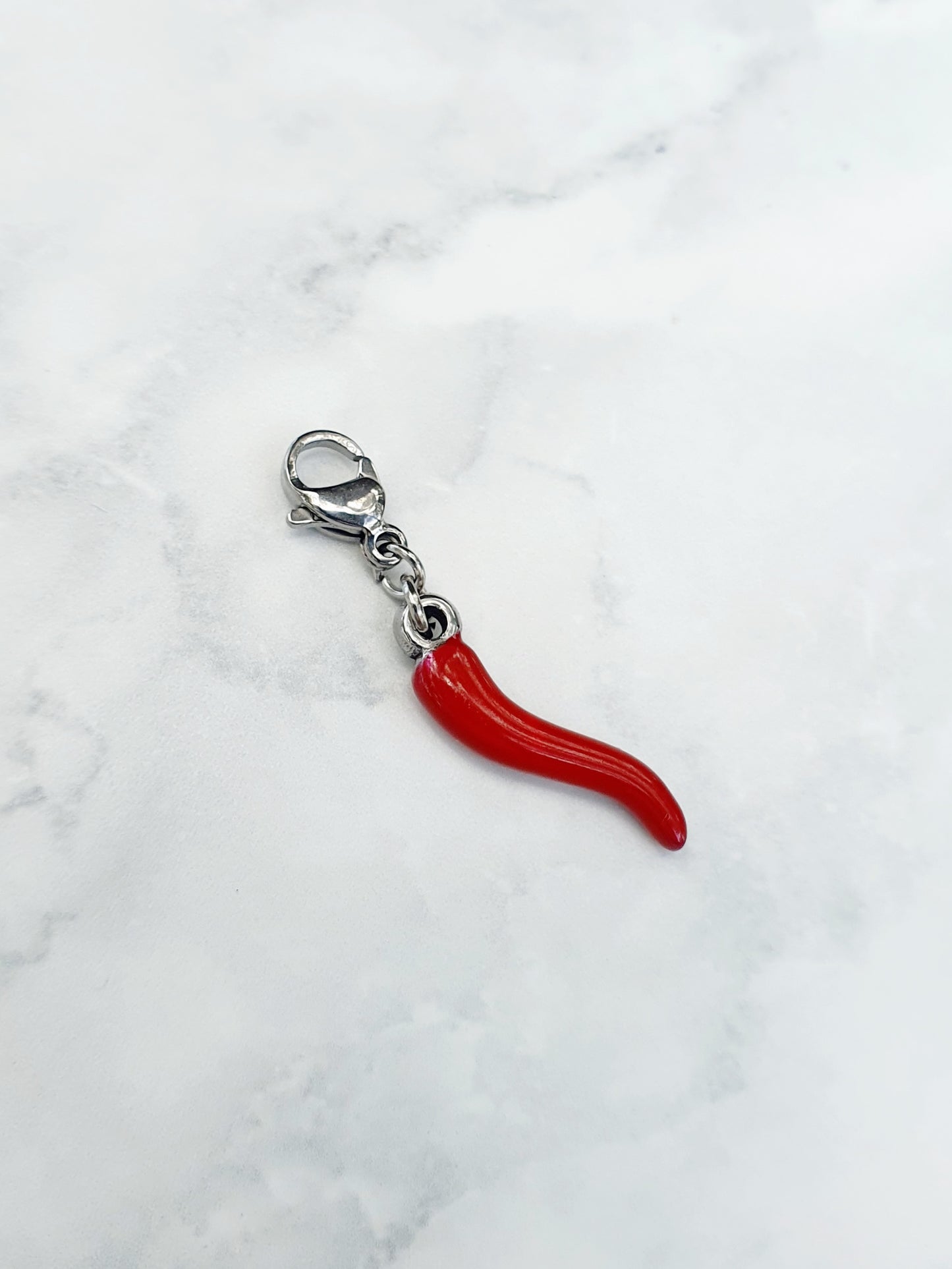 Charm piment rouge - argenté