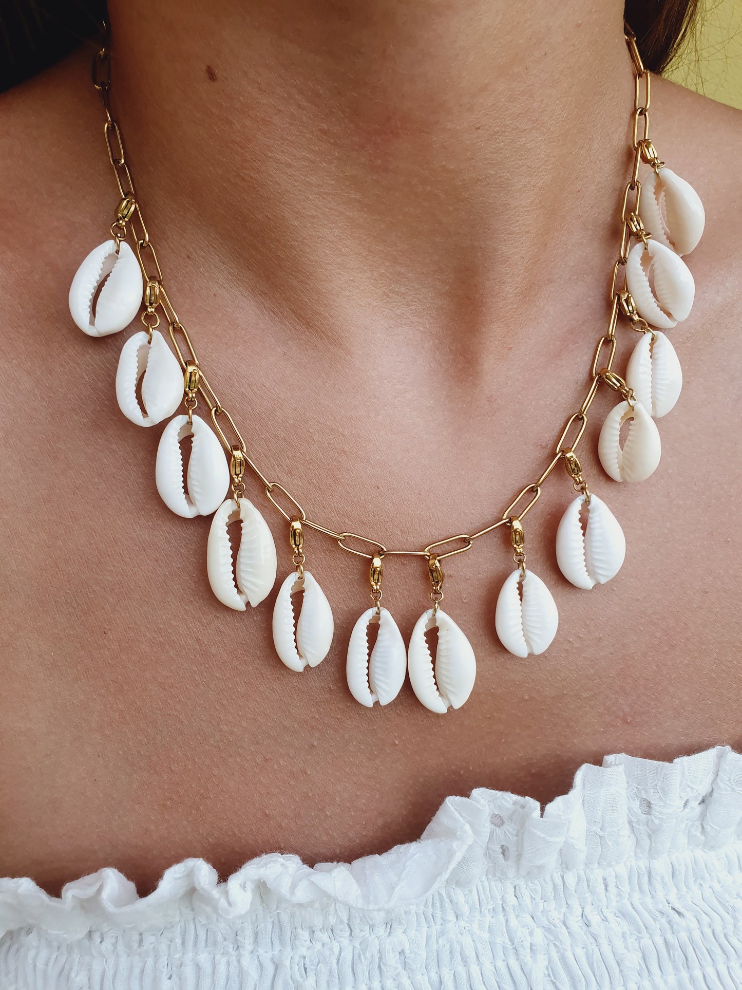 Collier multi-charms coquillages cauris naturels - Coloris au choix