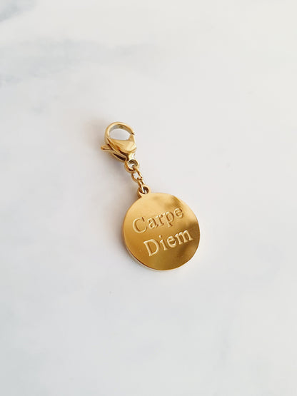 Charm Carpe Diem
