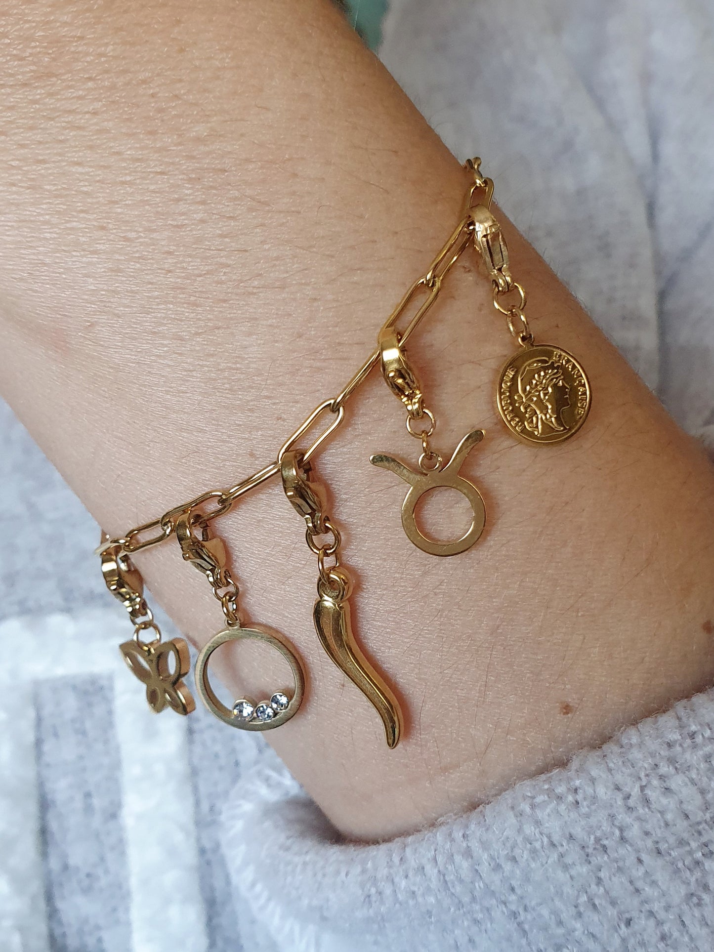 Bracelet petits maillons - doré