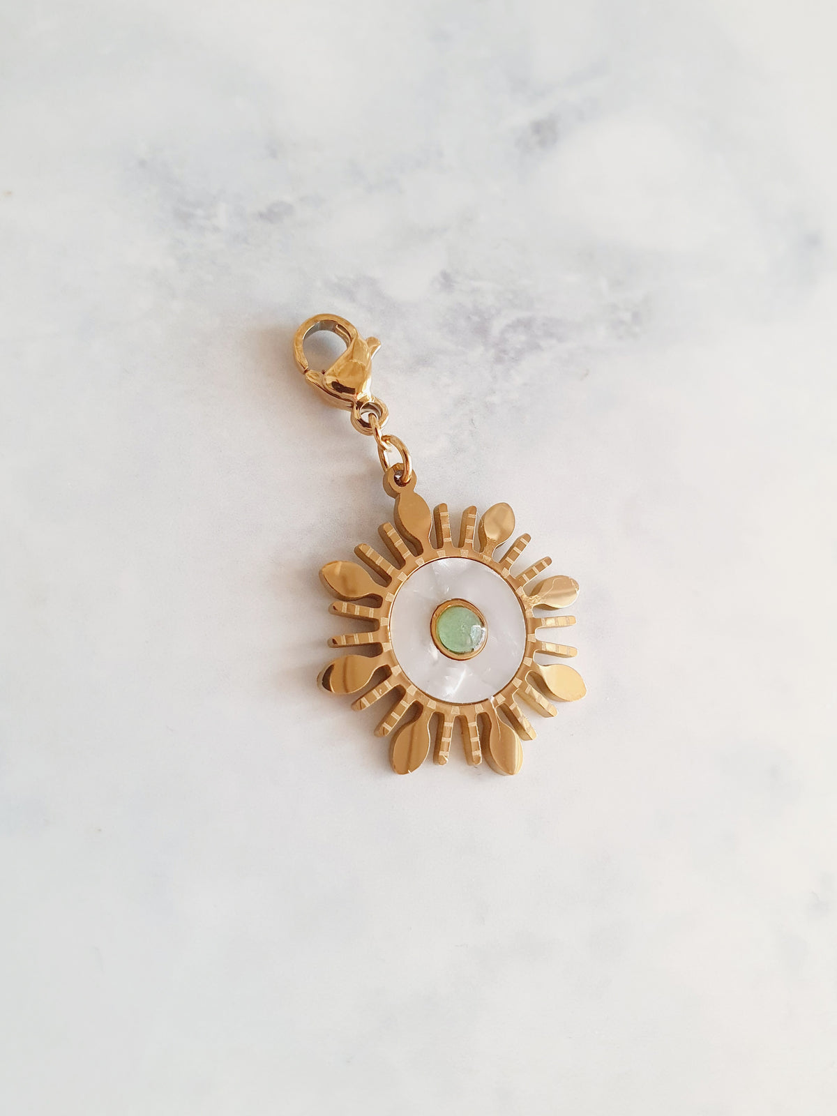Charm breloque nacre & pierre naturelle Jade vert