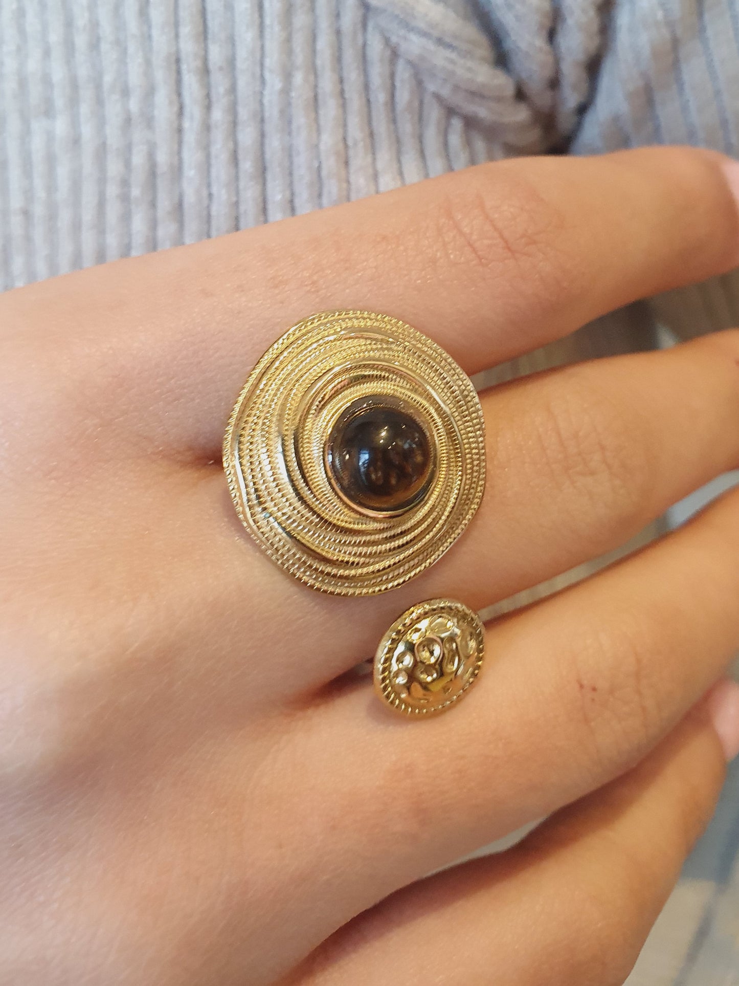 Bague ILIANA - doré/œil de tigre