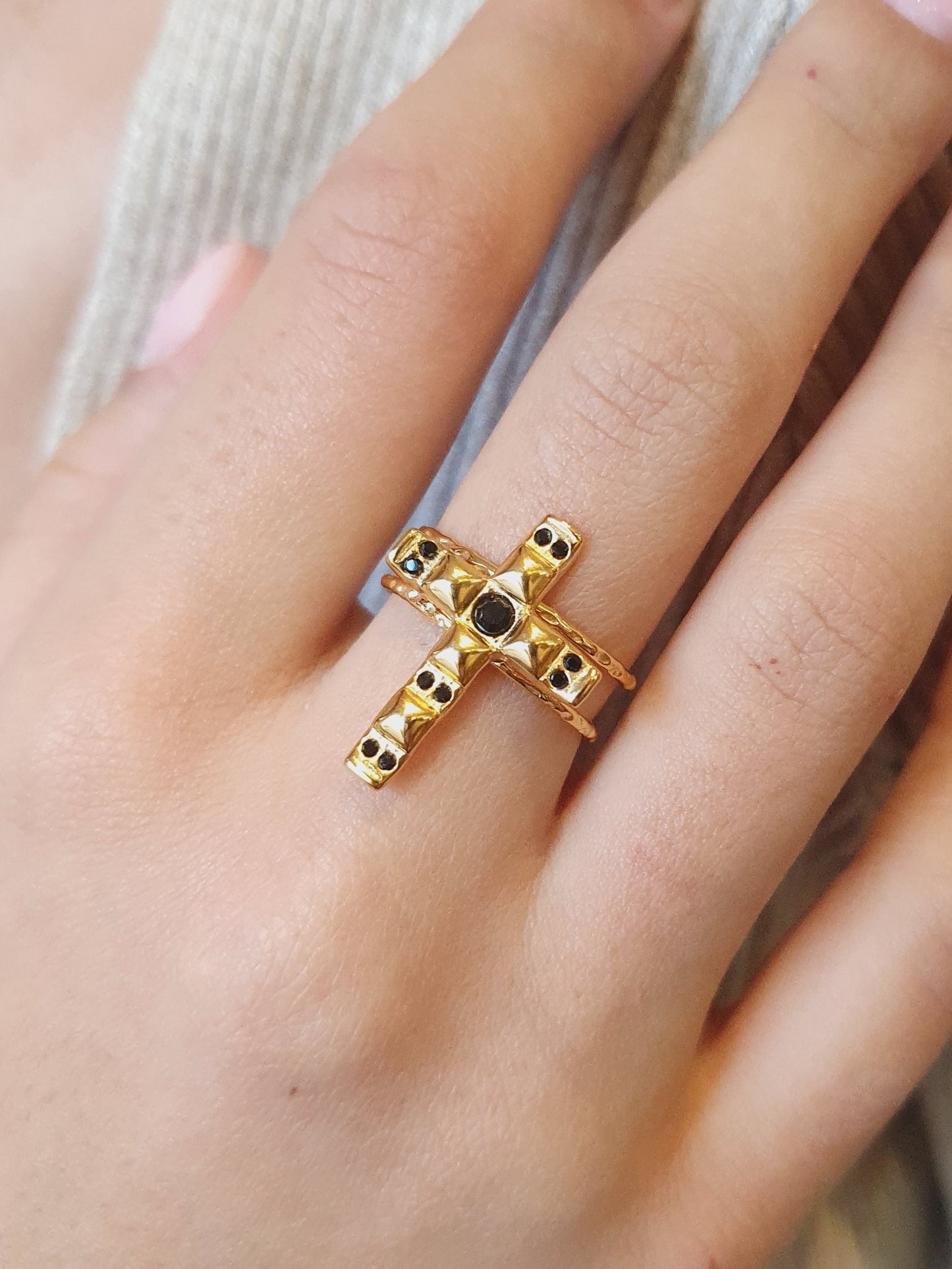 Bague Croix - doré/noir