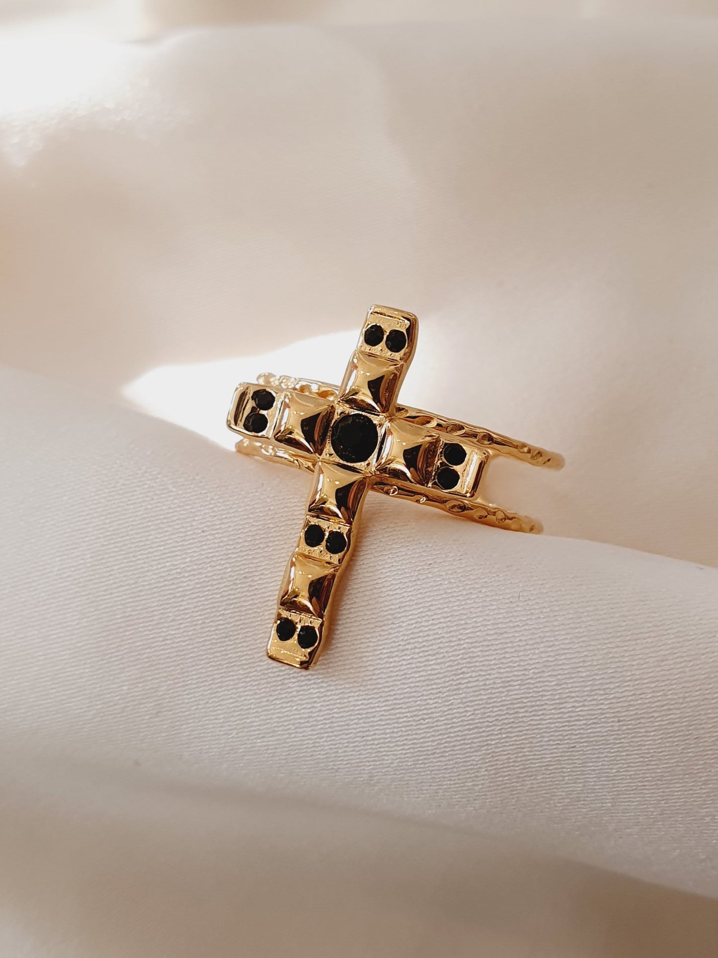 Bague Croix - doré/noir