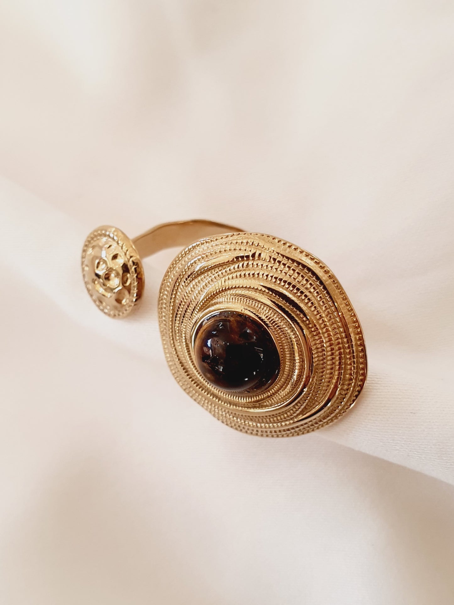 Bague ILIANA - doré/œil de tigre