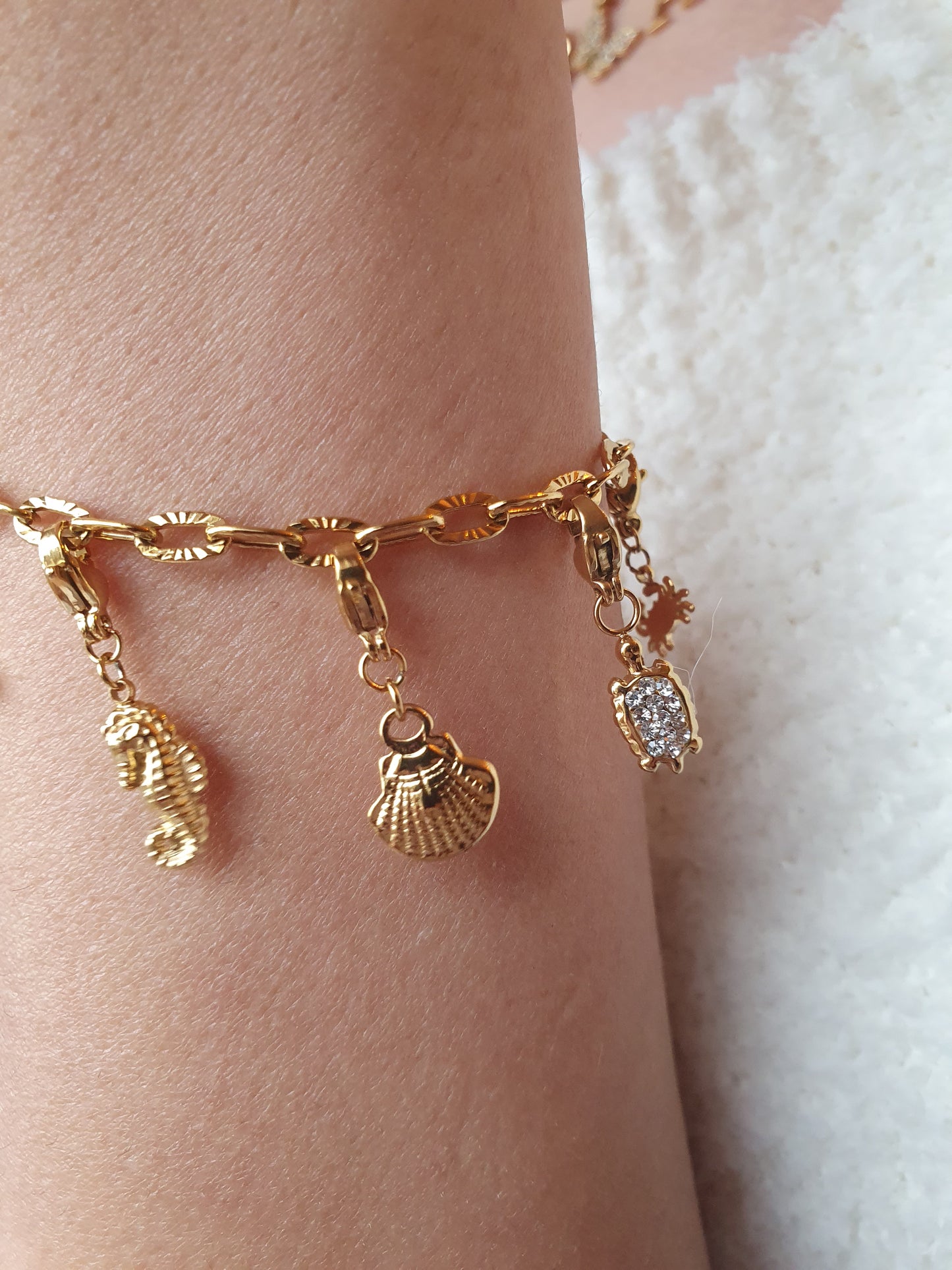 Bracelet petits maillons striés - Modèle B (à personnaliser) - doré