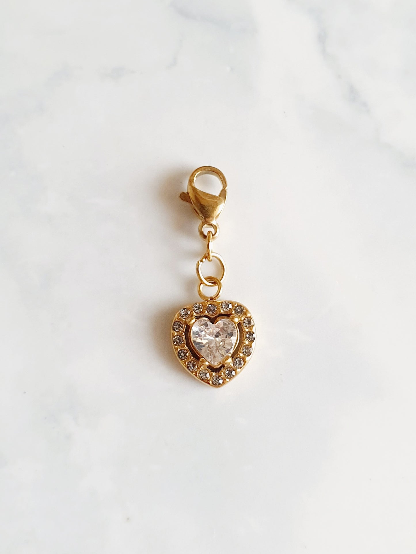 Charm coeur zircons PREMIUM - doré