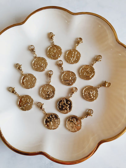 Charm médaillon signe astrologique - doré