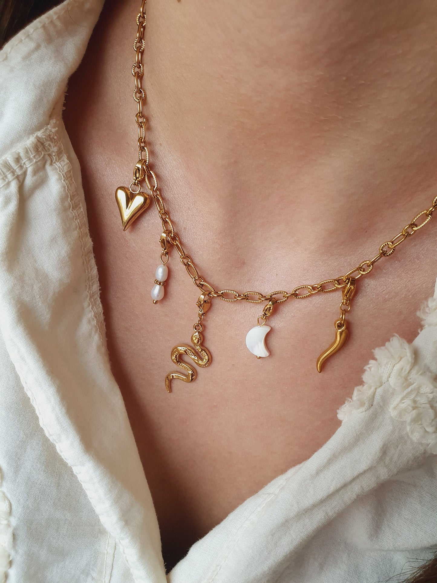 Collier charms CASSIE - doré