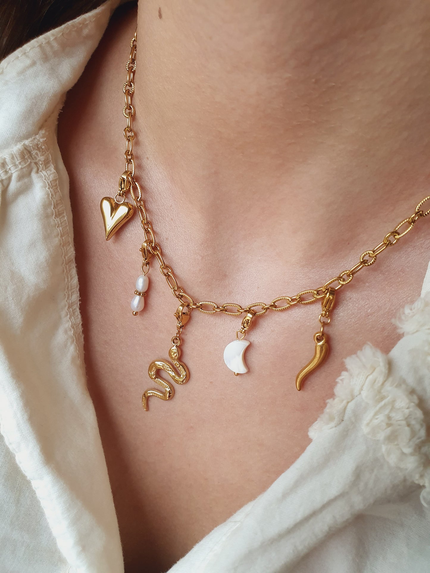 Collier charms CASSIE - doré