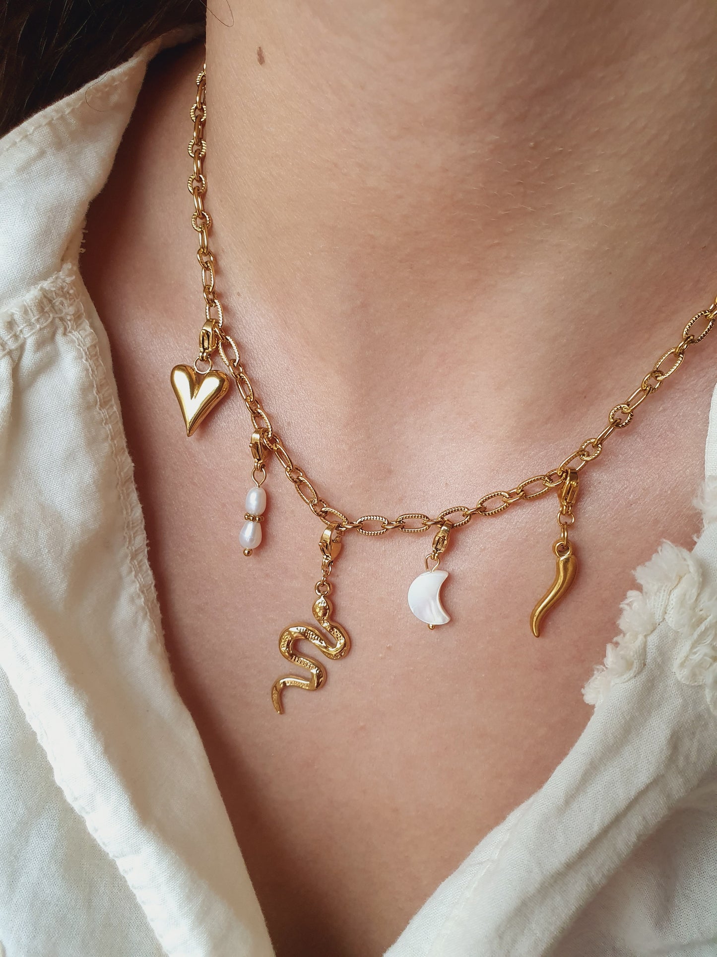 Collier charms CASSIE - doré
