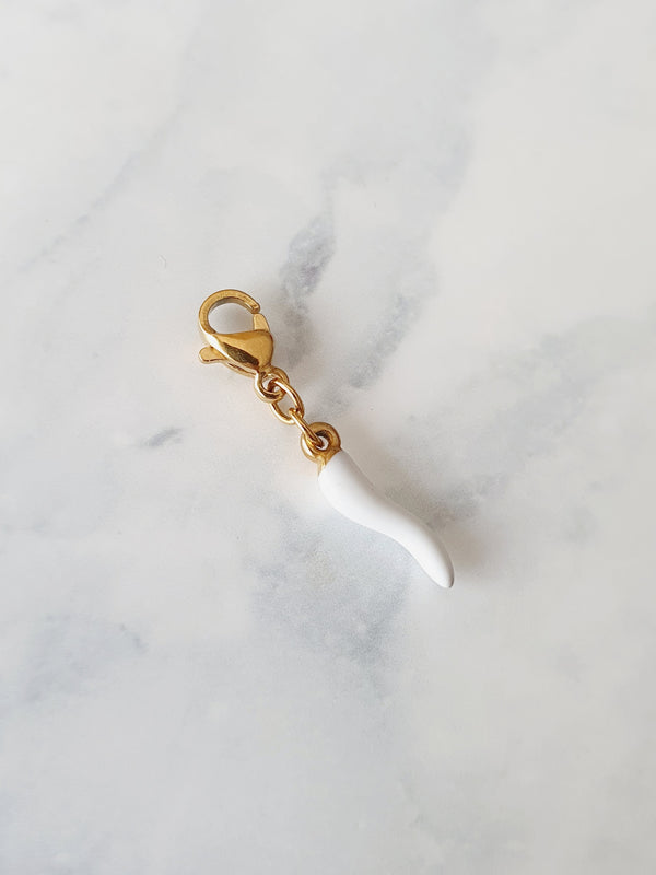 Charm baby piment blanc - doré