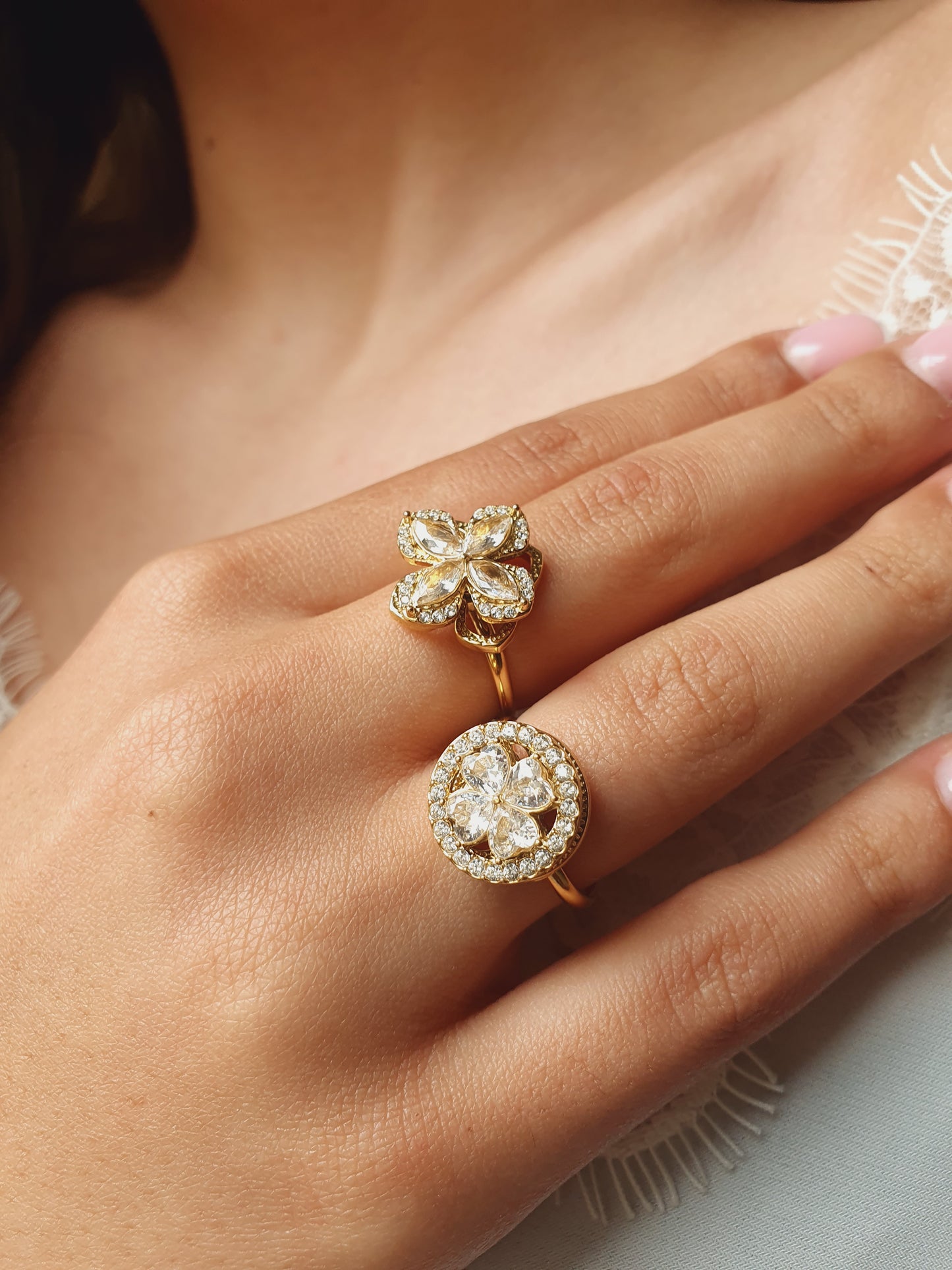 Bague rotative anti-stress RONDE DE FLEURS - doré